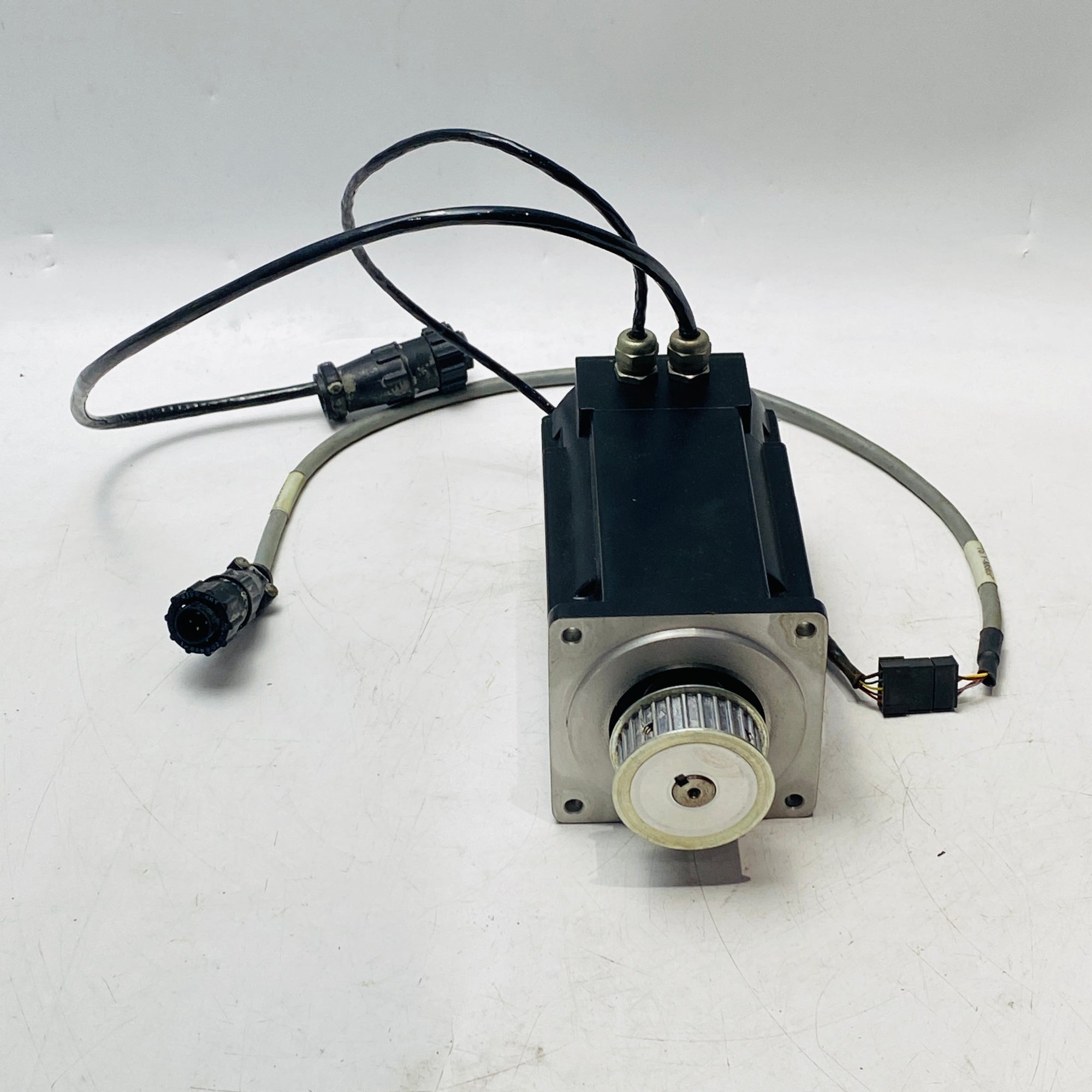 科爾摩根 AKM42E-EKMNC-00 伺服電機