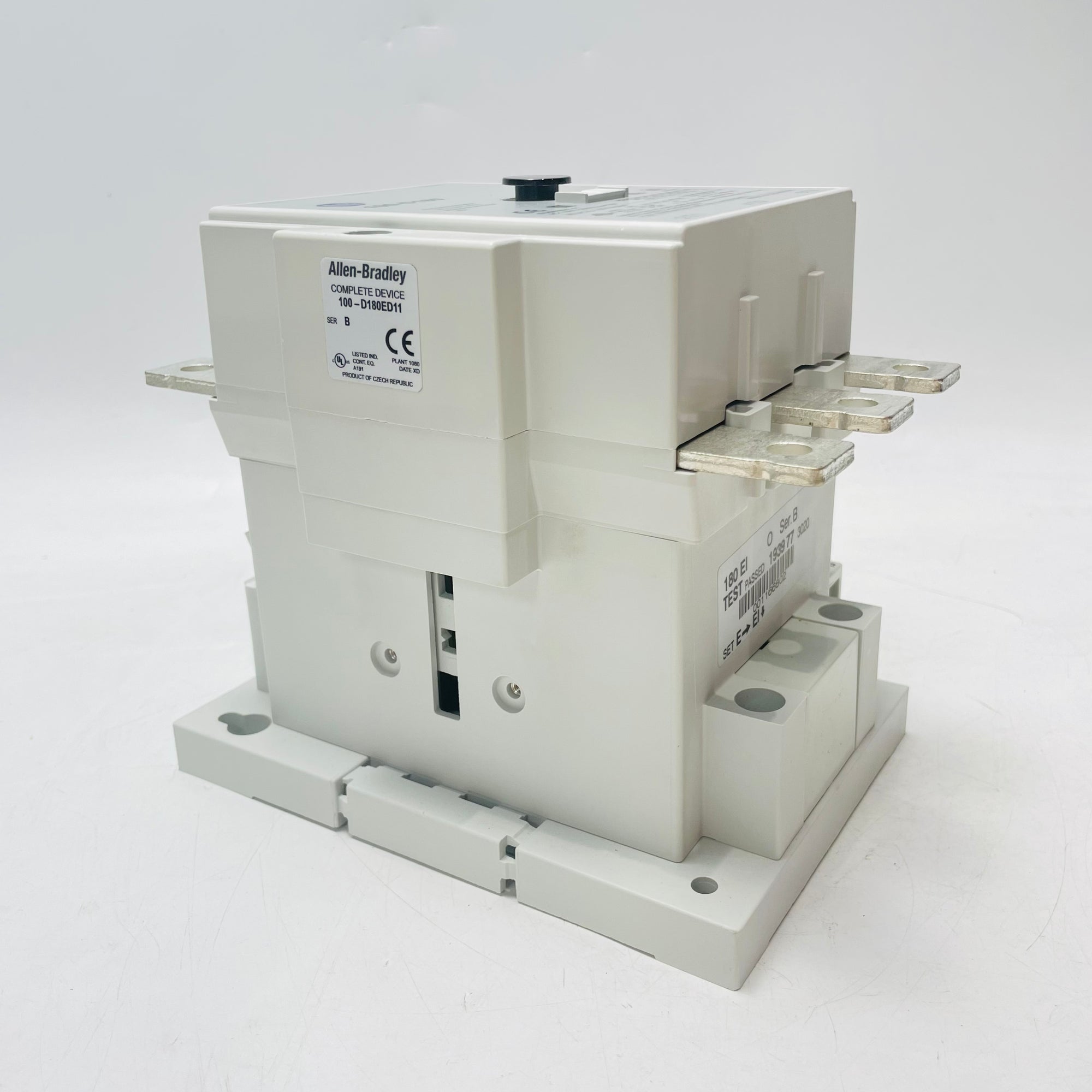 Allen-Bradley 100-D180ED11 contactor  Brand new and original