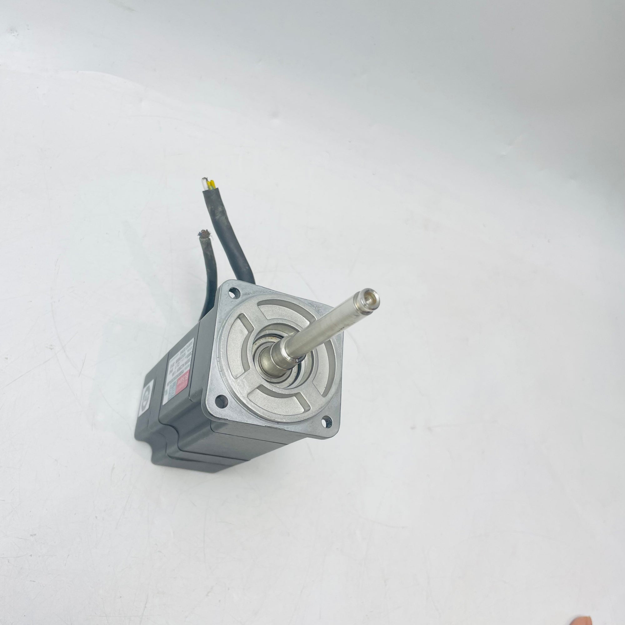 Applied Materials Refurbished 0190-14828 SANYO DENKI Motor