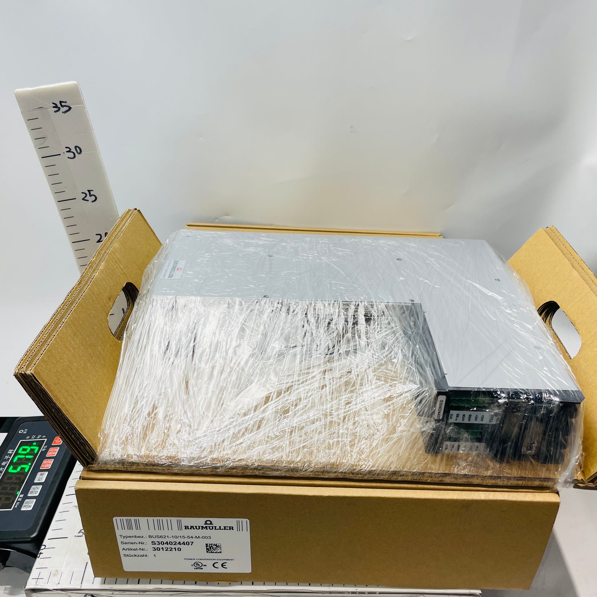 BAUMULLER BUS621-10/15-54-M-003 Power Module Frequency Converter