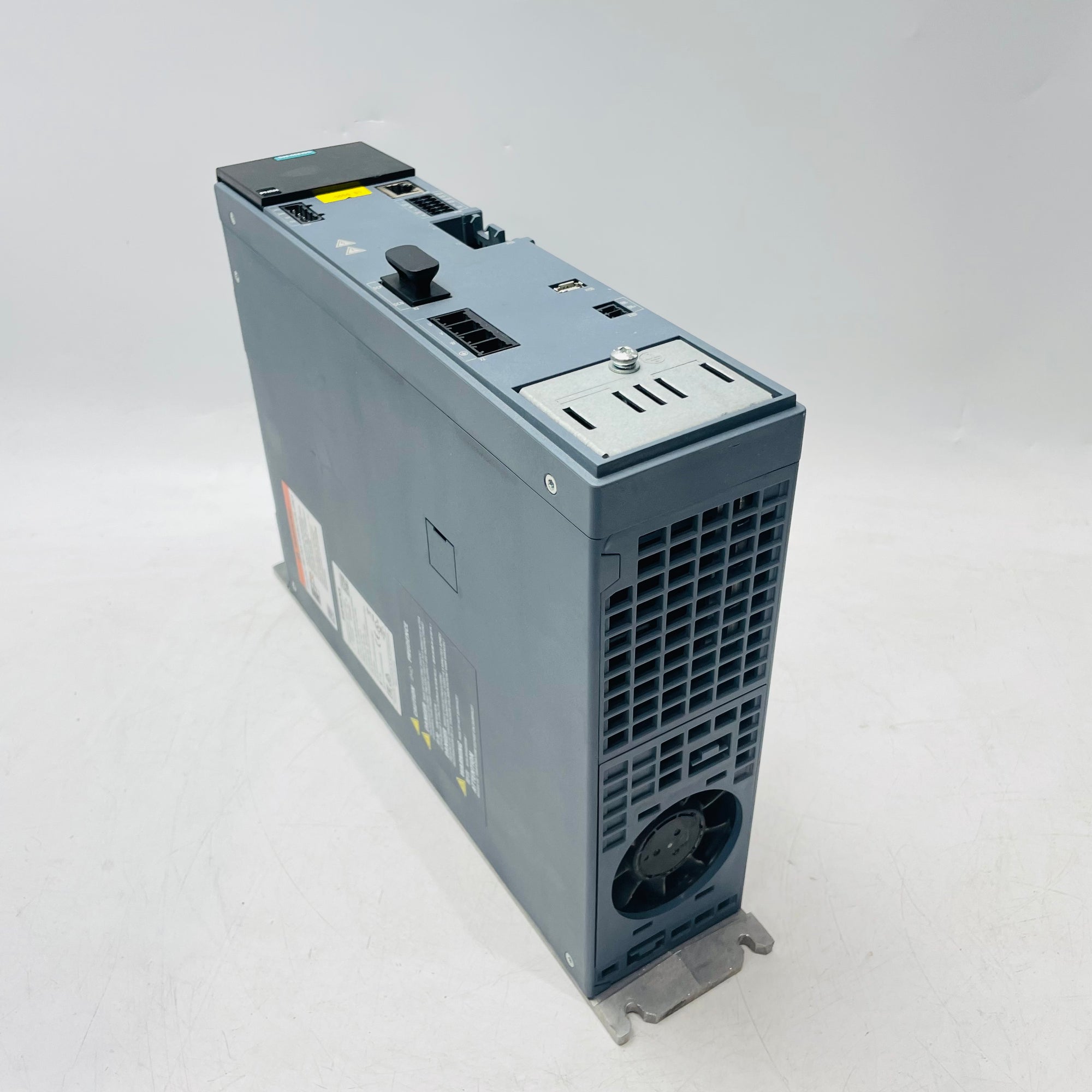 SIEMENS 6SL3210-5HE11-5UF0 FS 02 Sinamics S210 Servo Drive