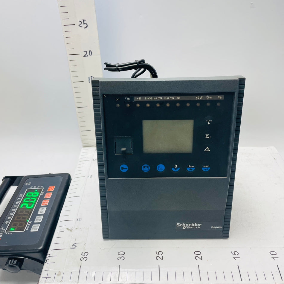 Schneider 59646 59645 MES114 controller