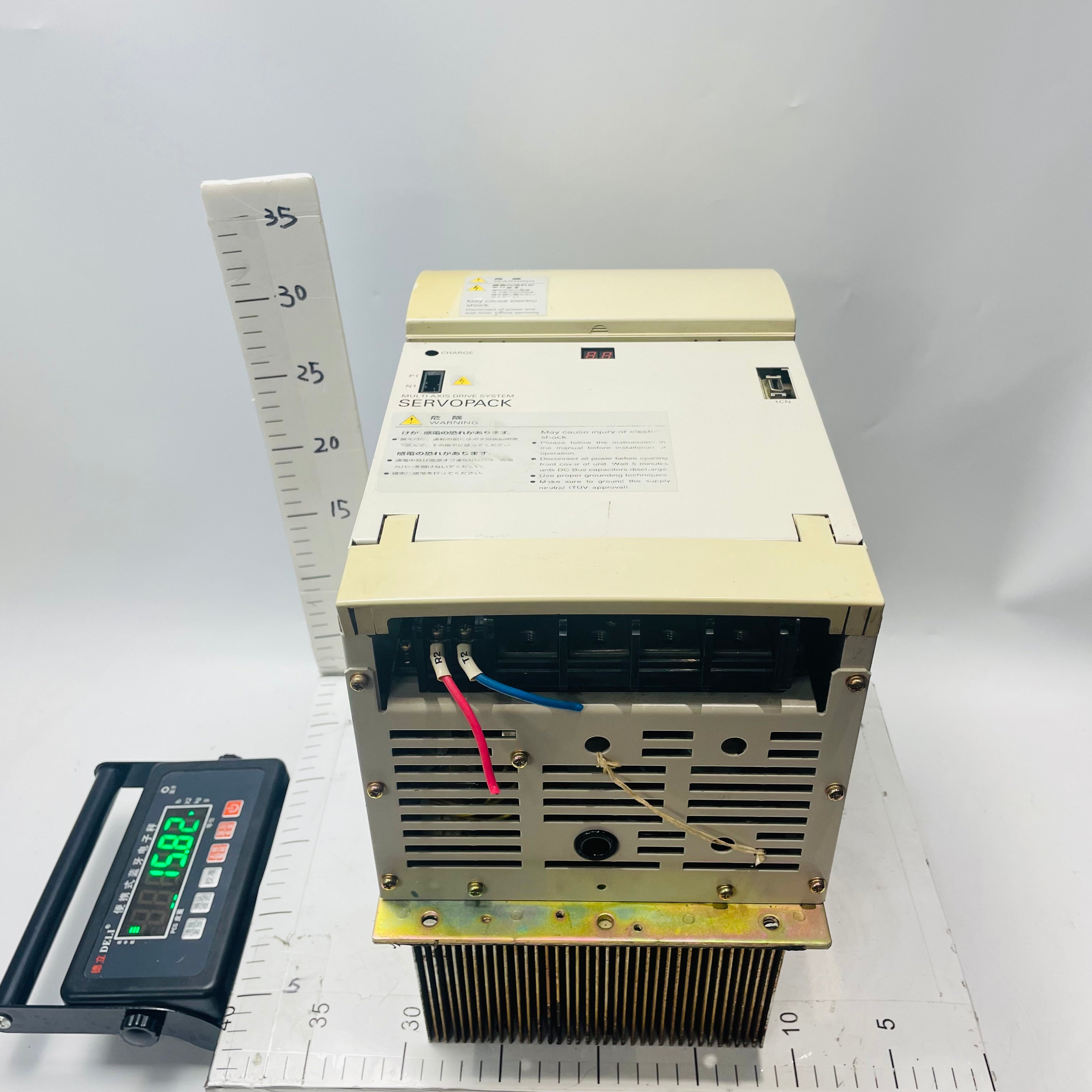 安川 VS-656MR5 變頻器