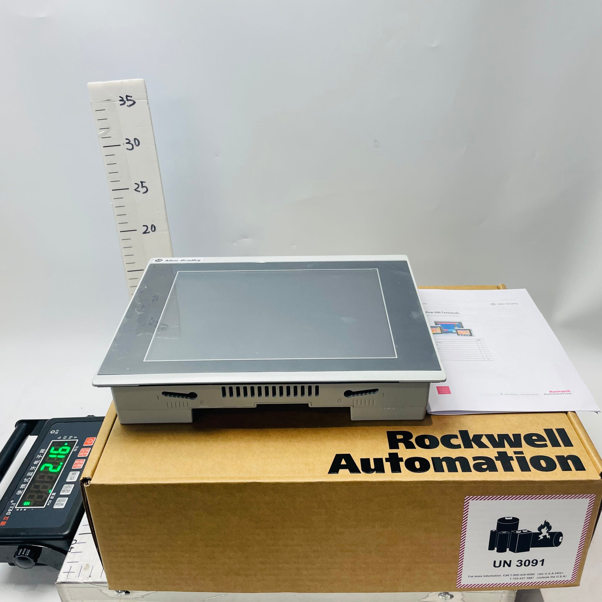 Allen Bradley 2711R-T10T PanelView800 HMI觸控螢幕終端