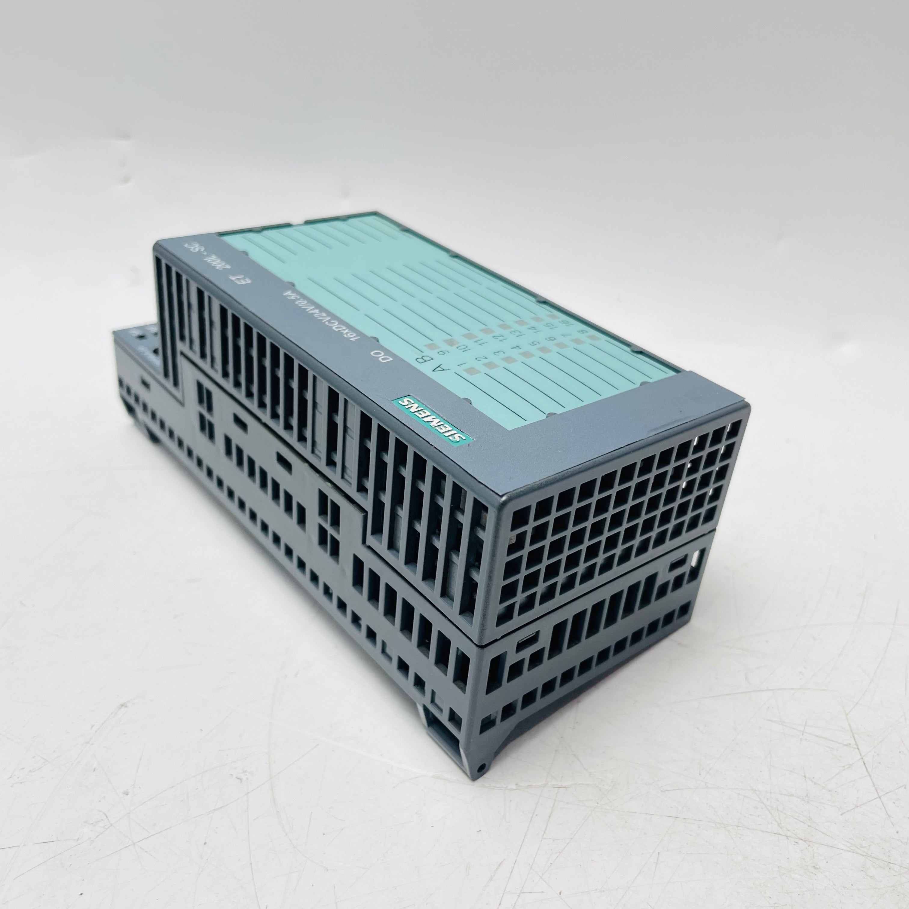 SIEMENS 6ES7 132-1BH11-0XB0