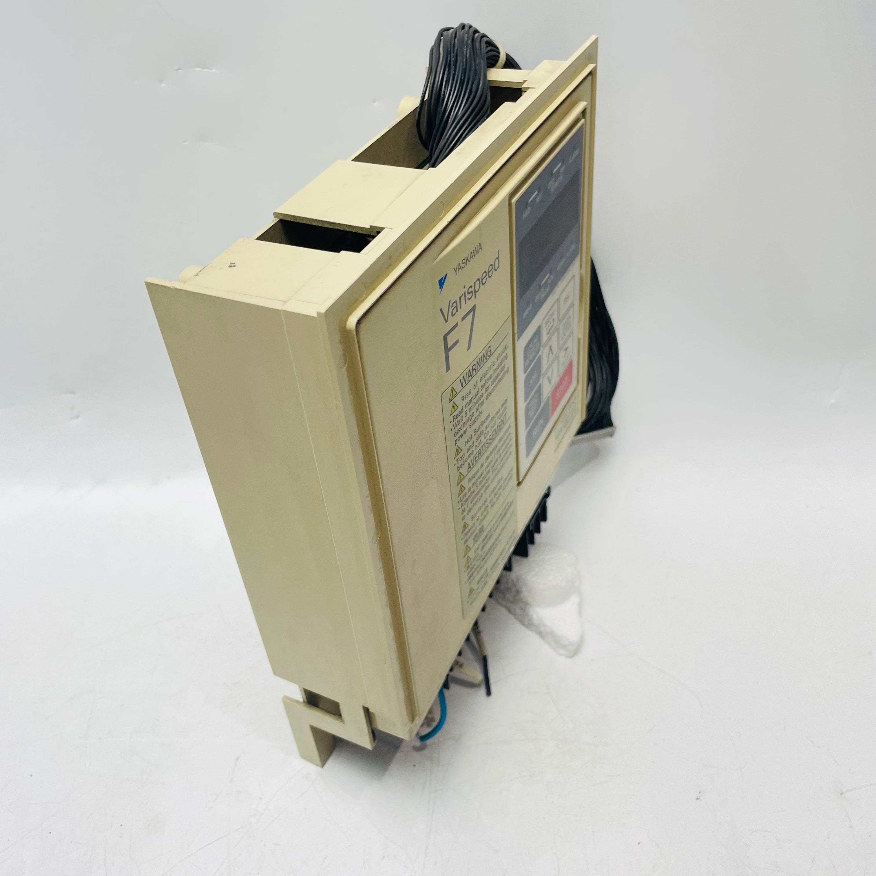 安川CIMR-F7A4185驅動器