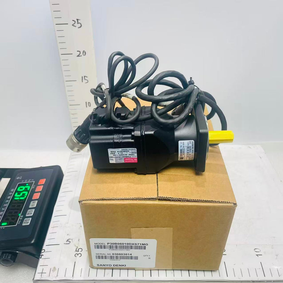 SANYO DENKI P30B06010DXS71MG MOTORS