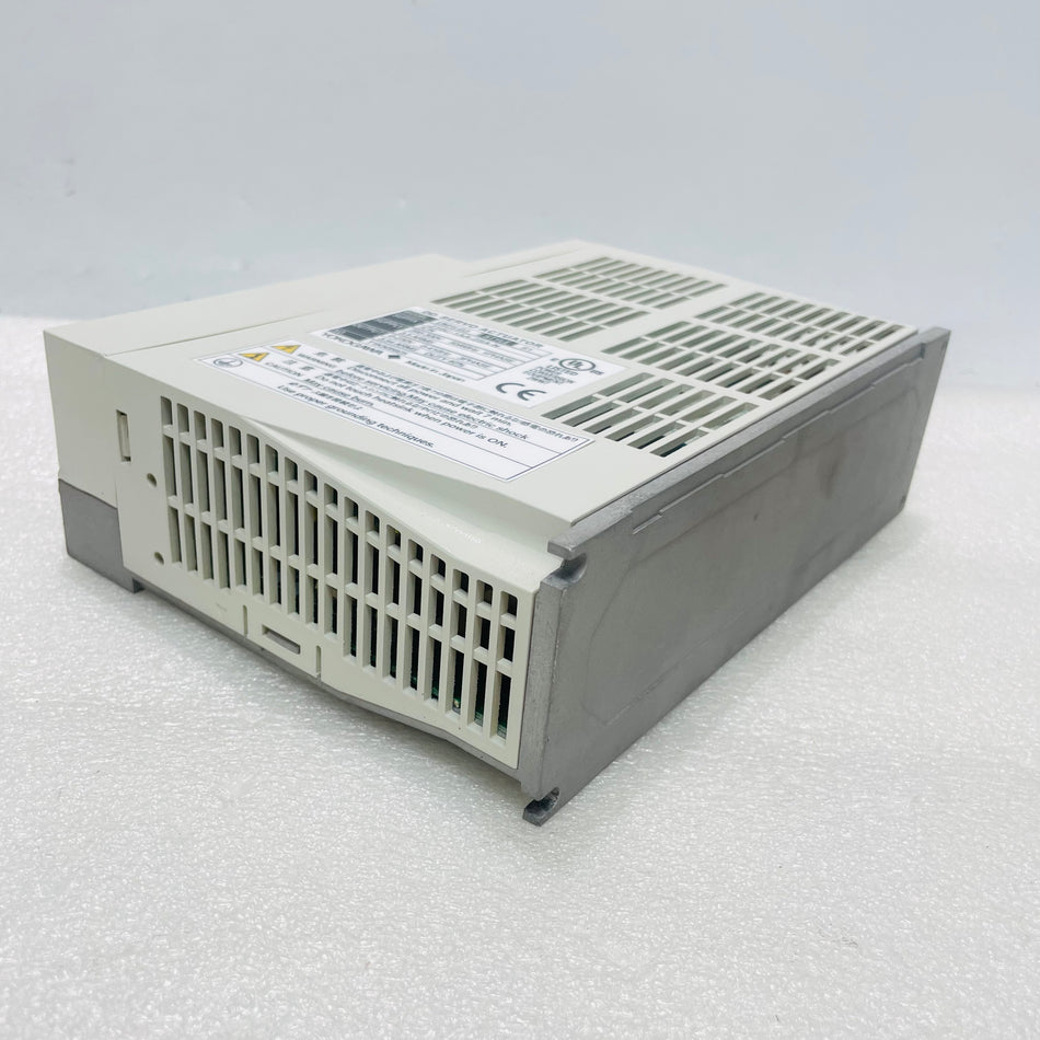 YOKOGAWA UM1LG3-210C-1AA-2SA-N/CN