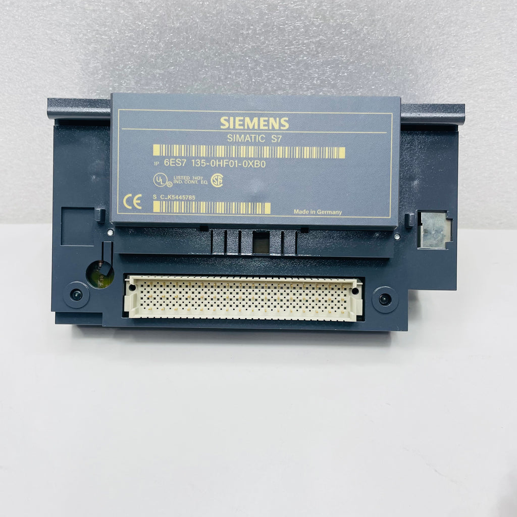 SIEMENS 6ES7135-0HF01-0XB0