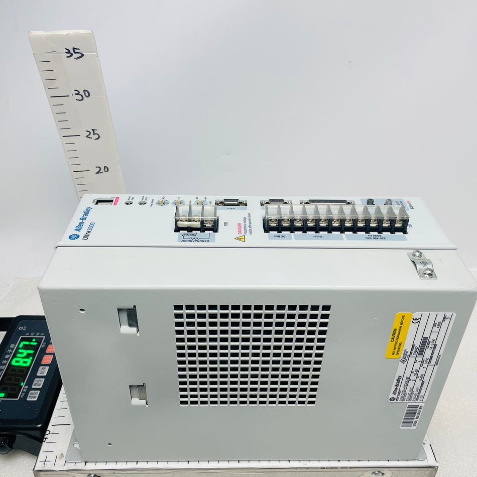 Allen-Bradley   Drive   2098-DSD-HV030X-SE