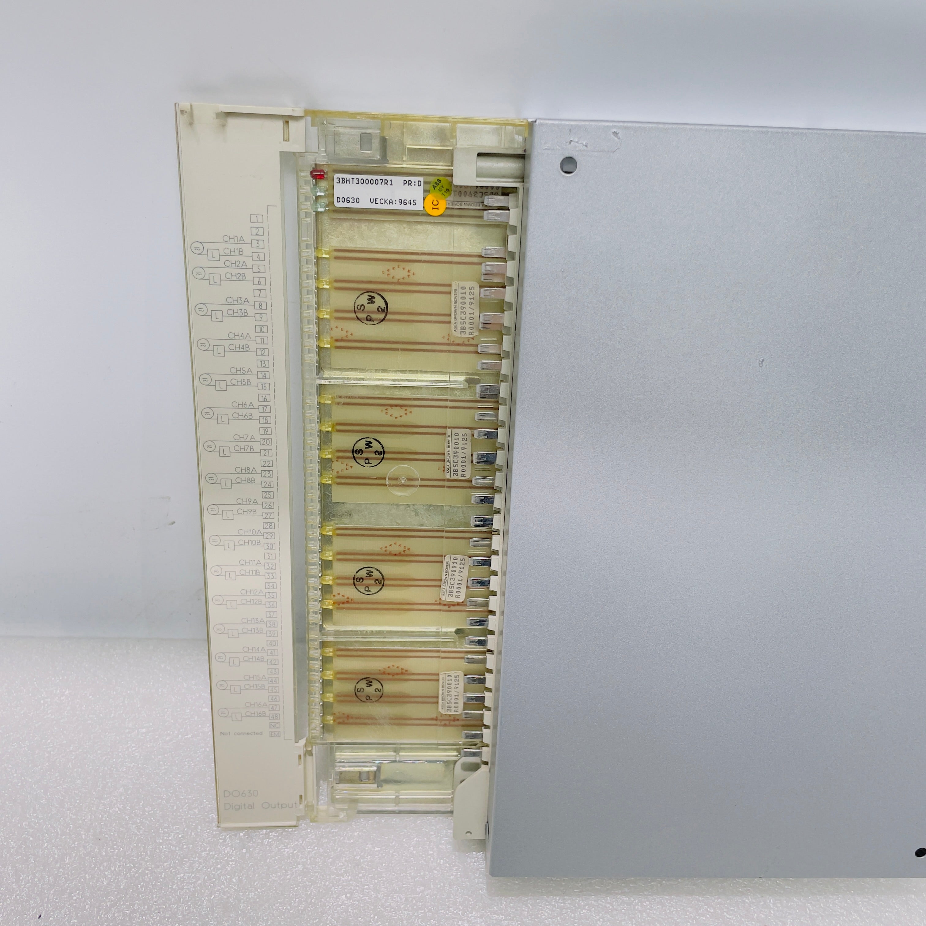 ABB 3BHT300007R1 Control Module