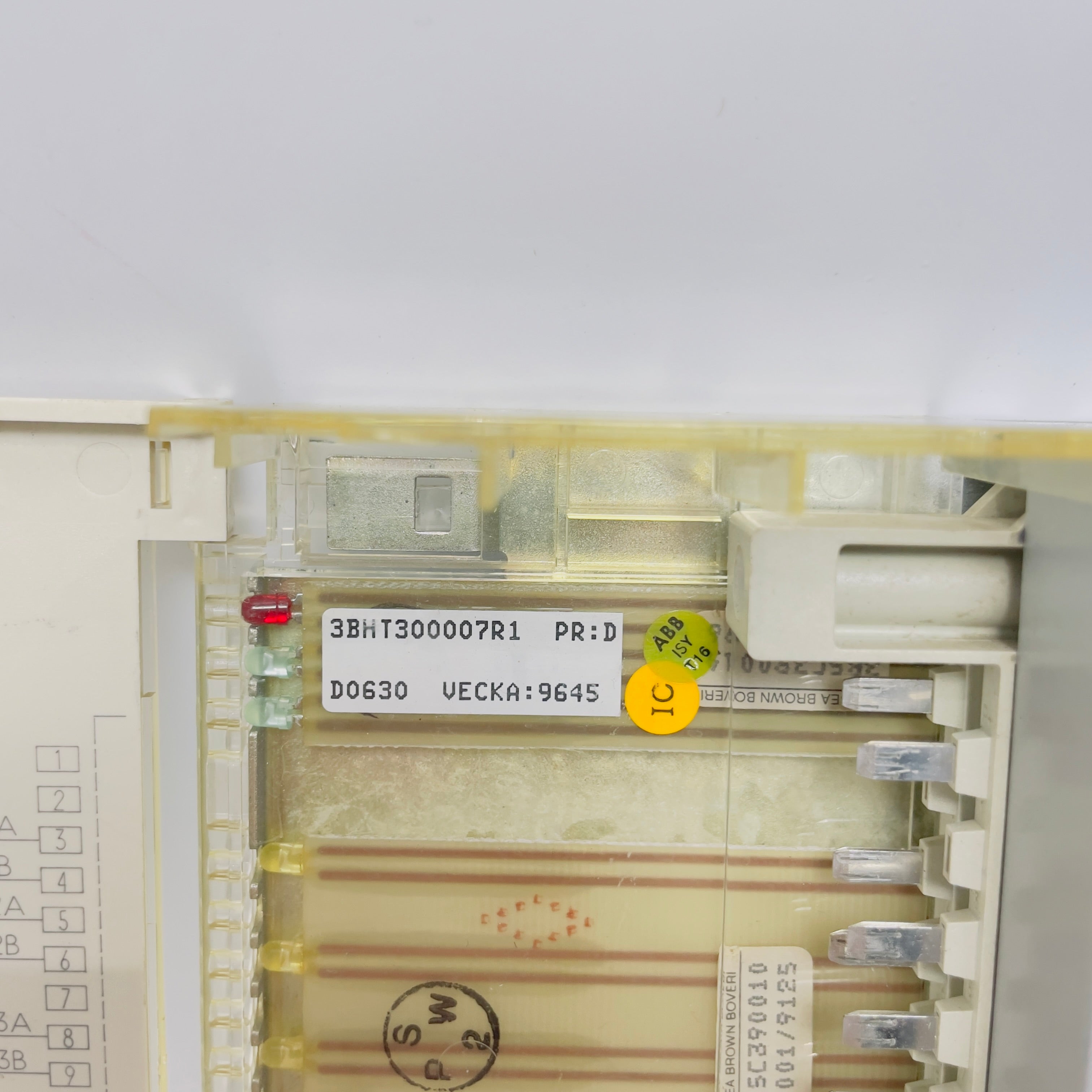 ABB 3BHT300007R1 Control Module