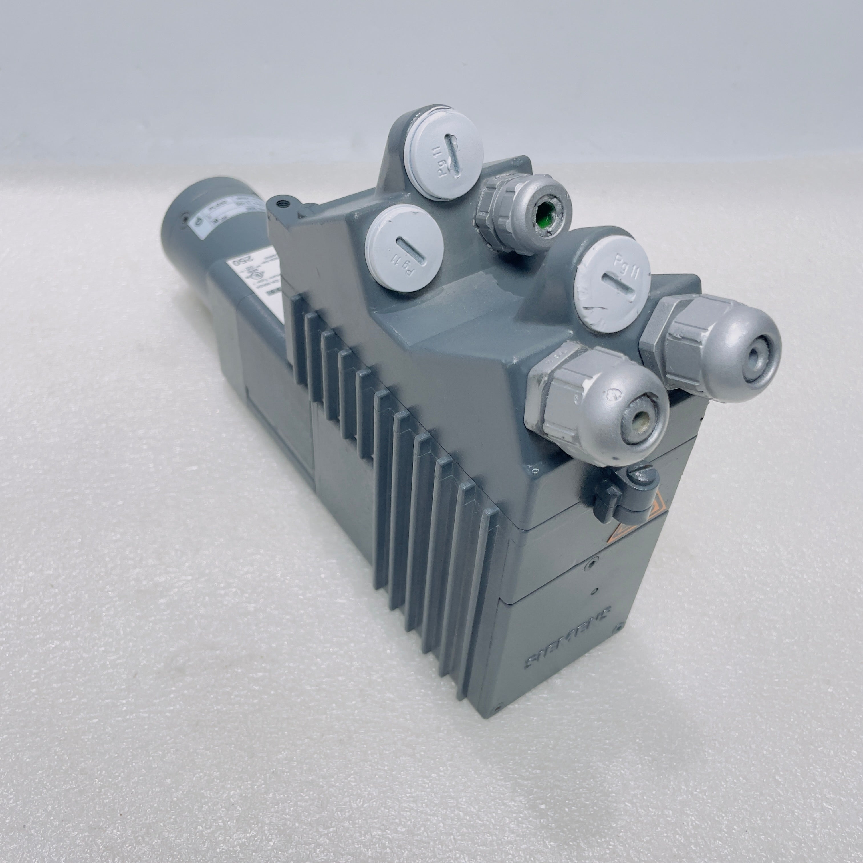 SIEMENS 6SN2132-5KM11-1BA1 Motor Controller