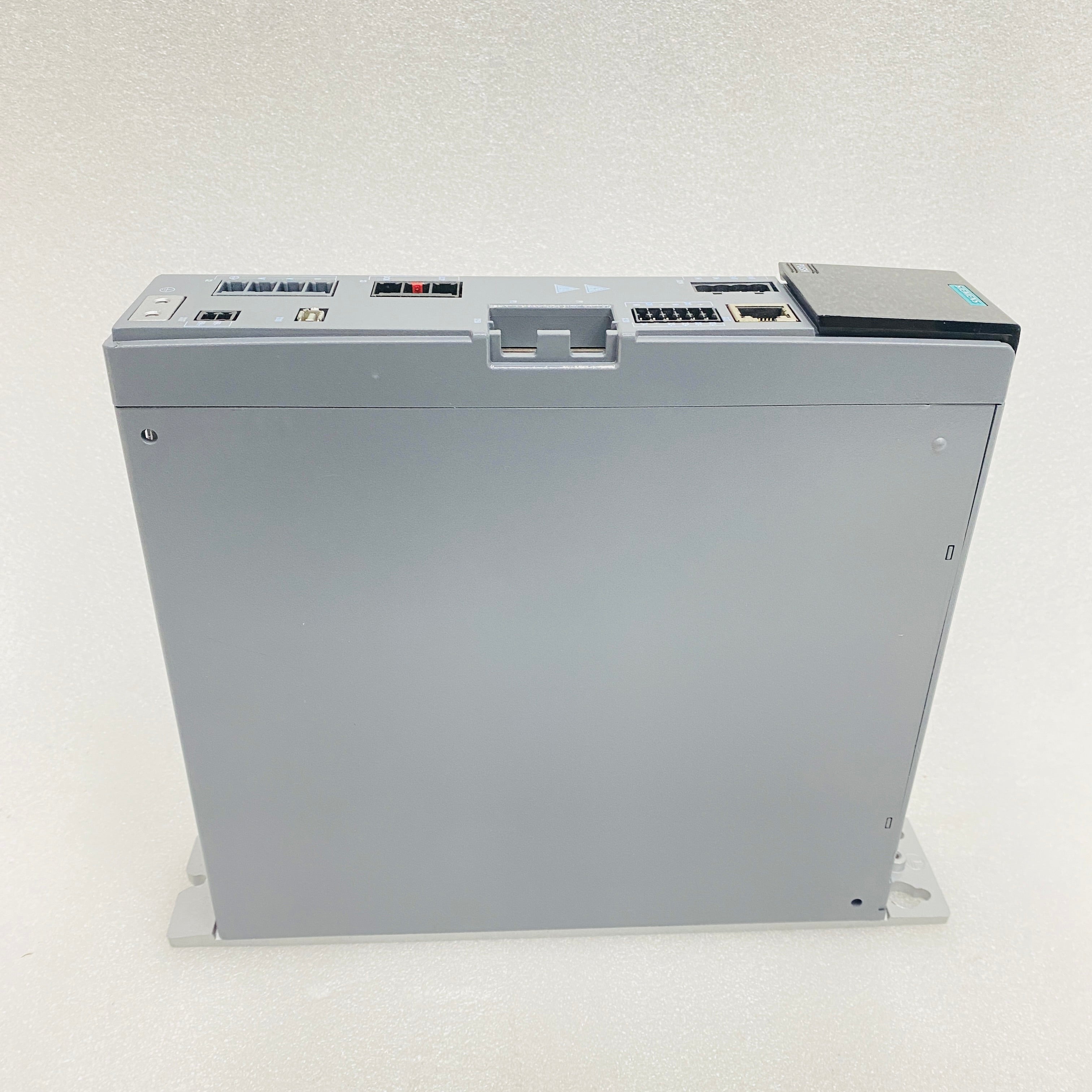 SIEMENS  Frequency Converter  6SL3210-5HE10-8UFO - Rockss Automation