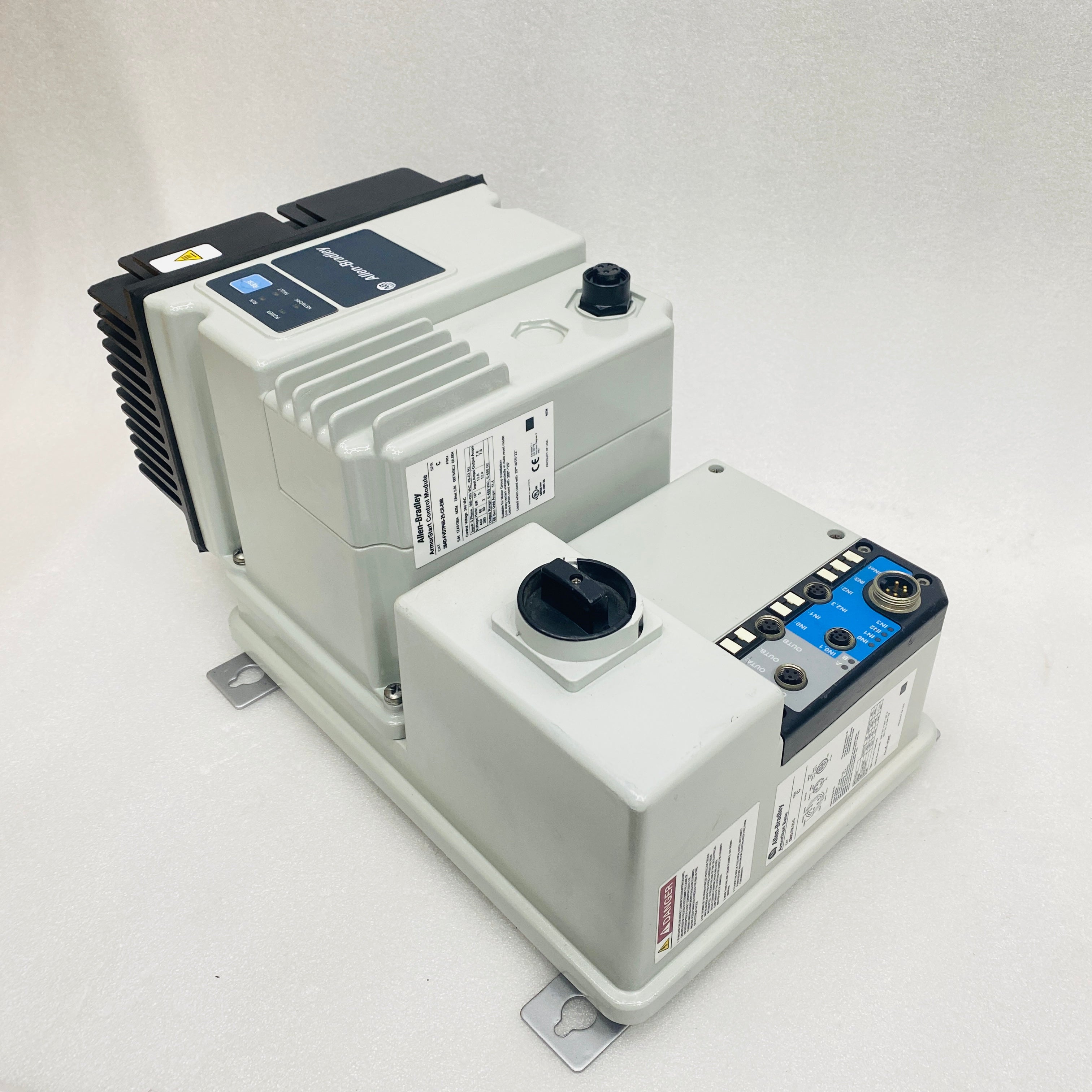 Allen‑Bradley  Explosion-Proof Frequency Converter  284D-FVD7P6B-25-CR-EMI - Rockss Automation
