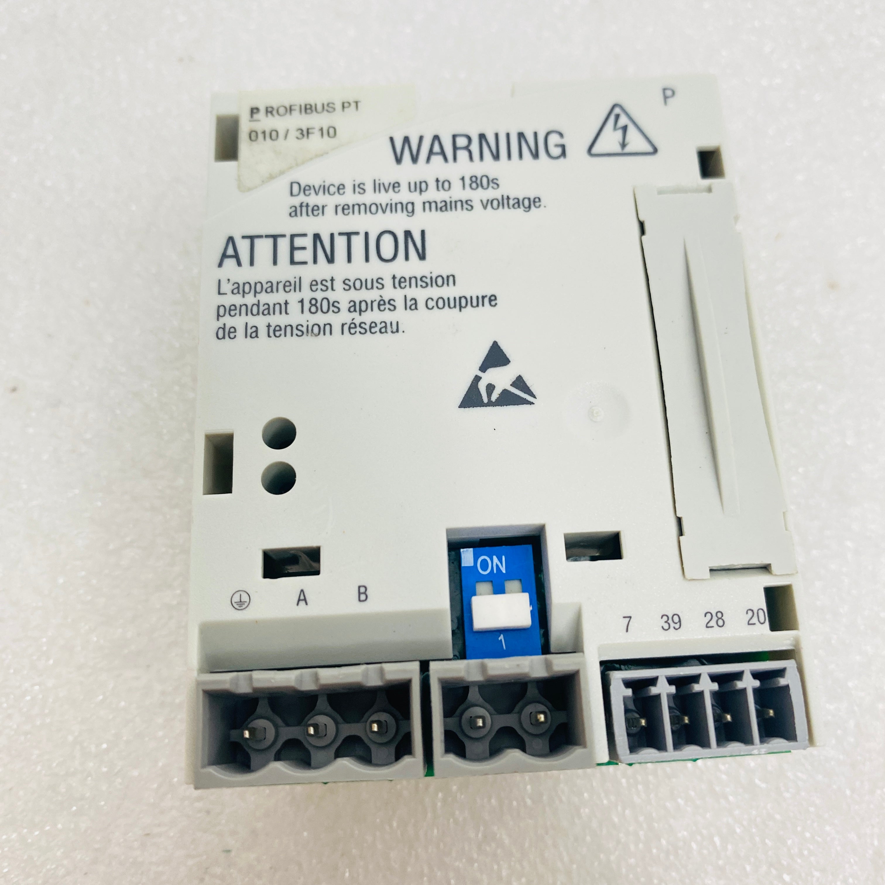 LENZE  Module  E82ZAFPC010 - Rockss Automation