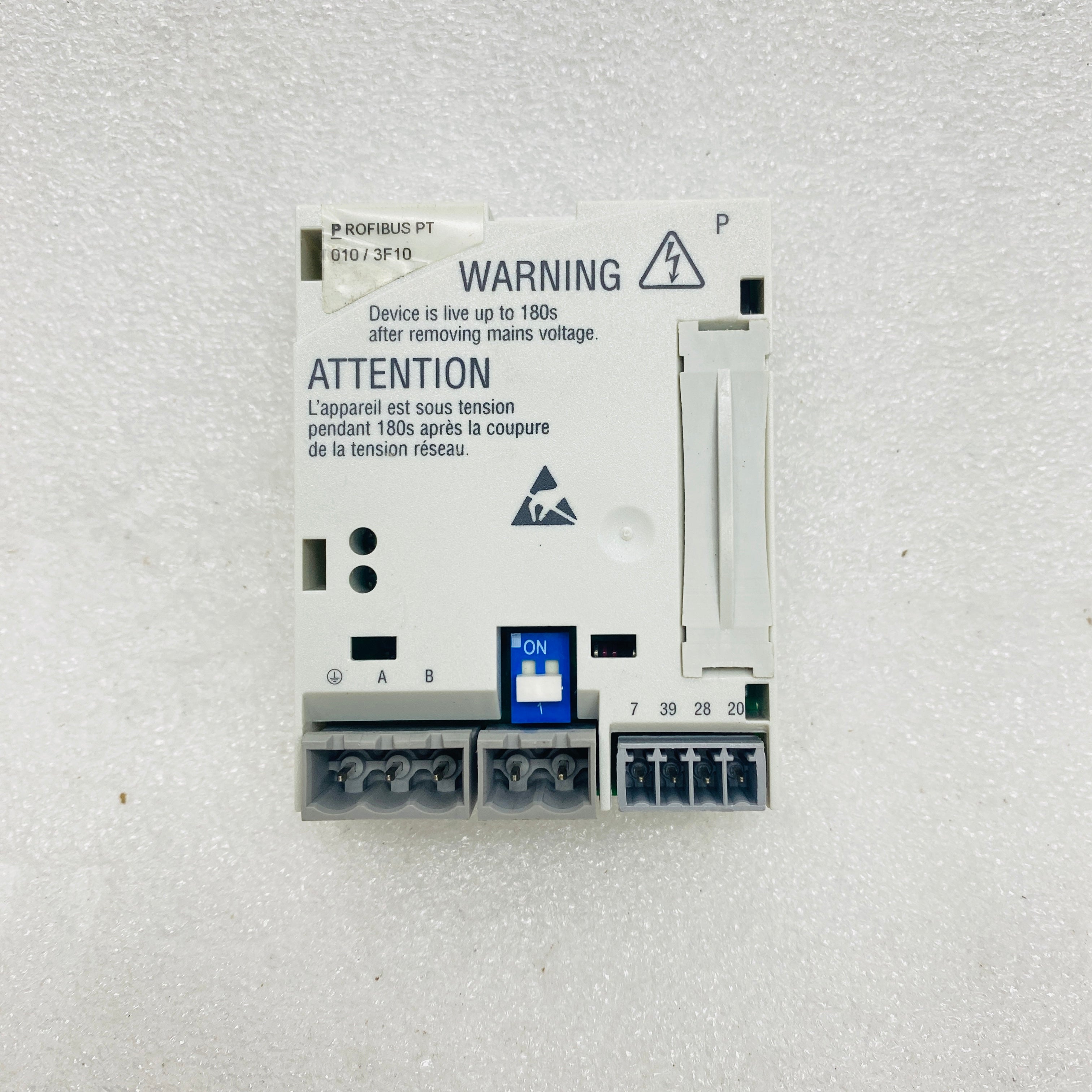 LENZE  Module  E82ZAFPC010 - Rockss Automation
