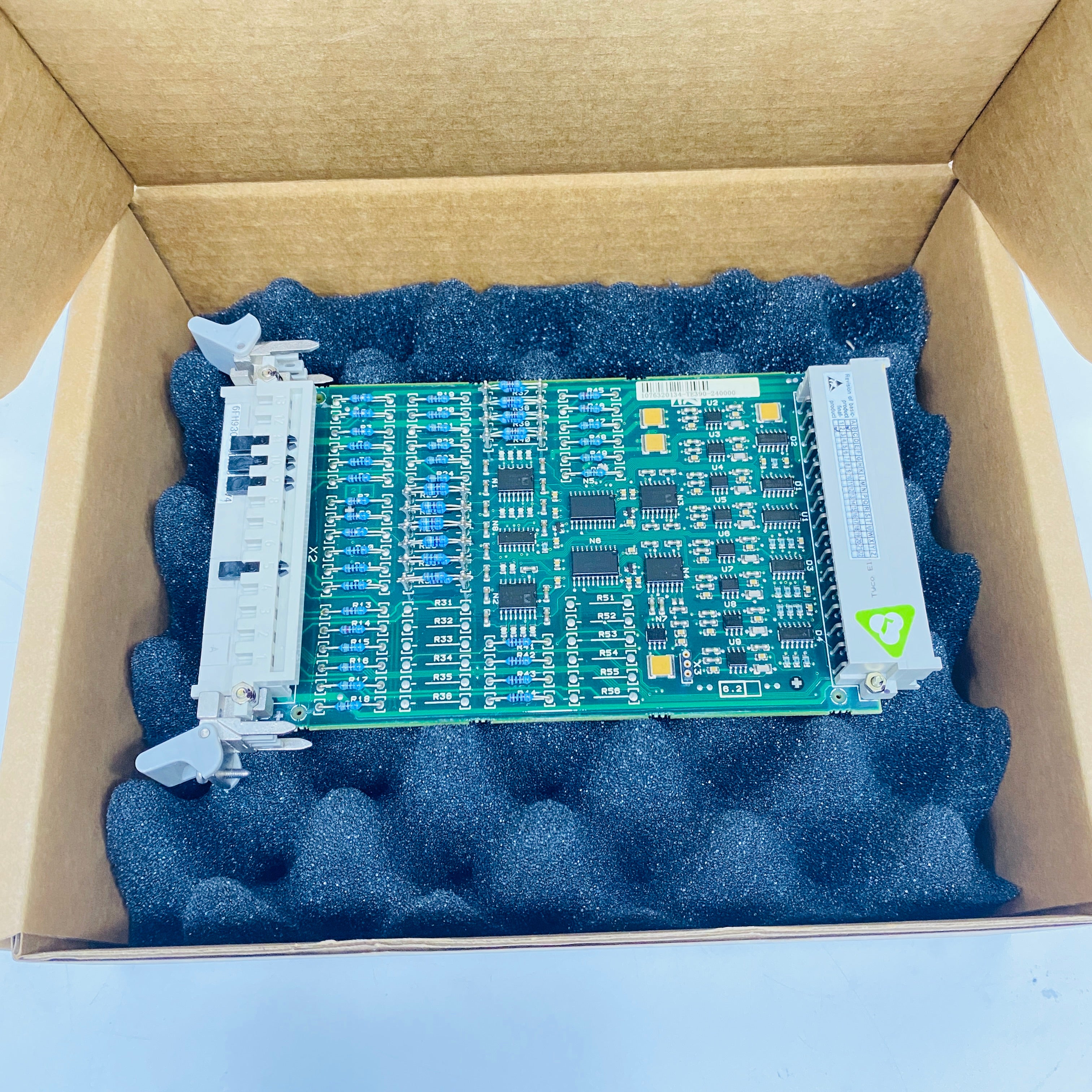 SIEMENS  Board  6FH9305-3DX88-0FV4 - Rockss Automation