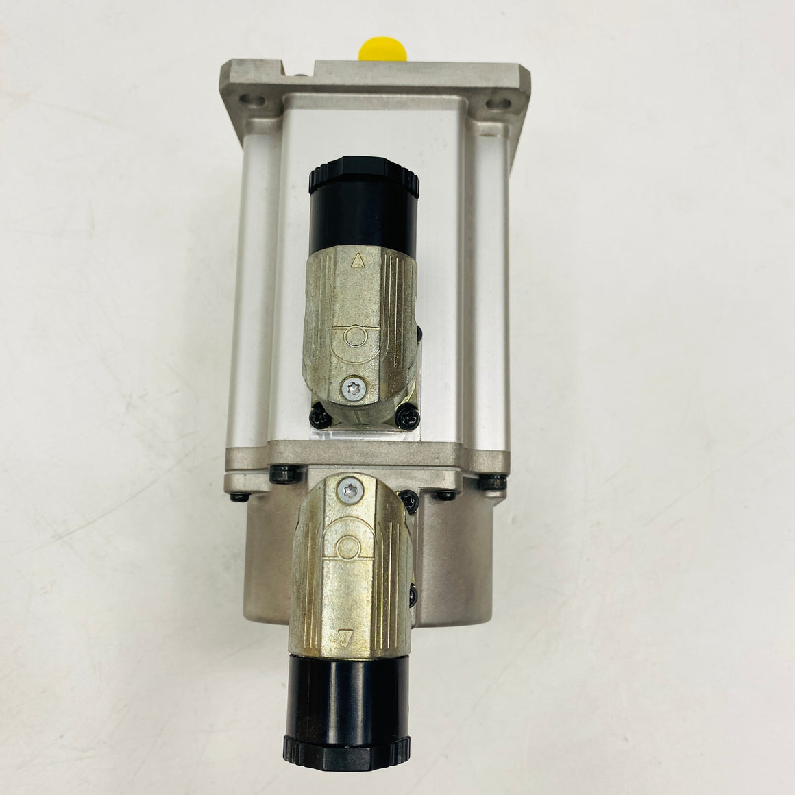 LENZE Motor MCM09E30-RS0B0 - Rockss Automation