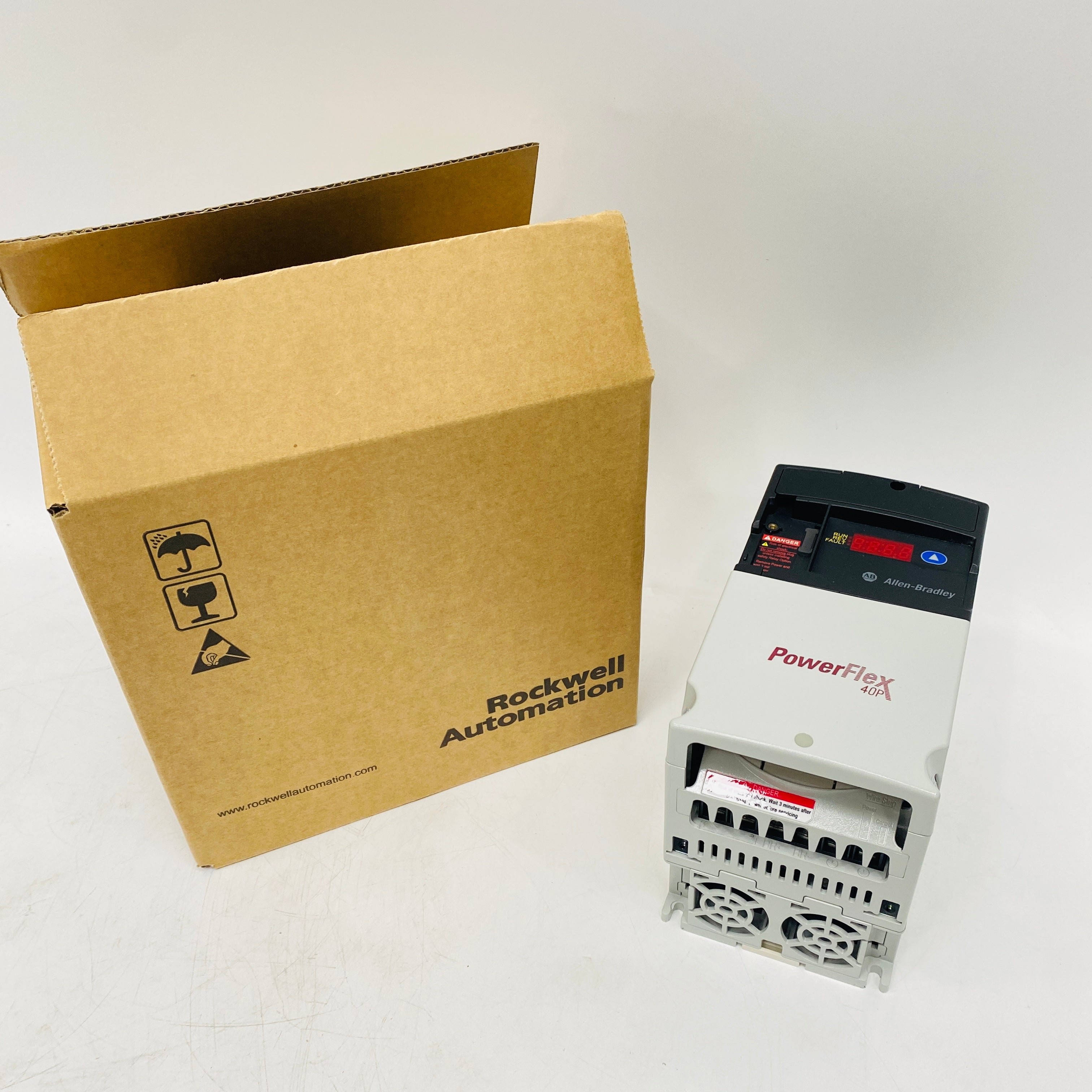 Allen-Bradley  Frequency converter 22D-D010N104 - Rockss Automation