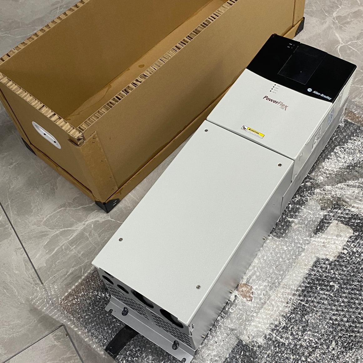 Allen-Bradley Frequency converter 20BC085A0ANNANC0 - Rockss Automation