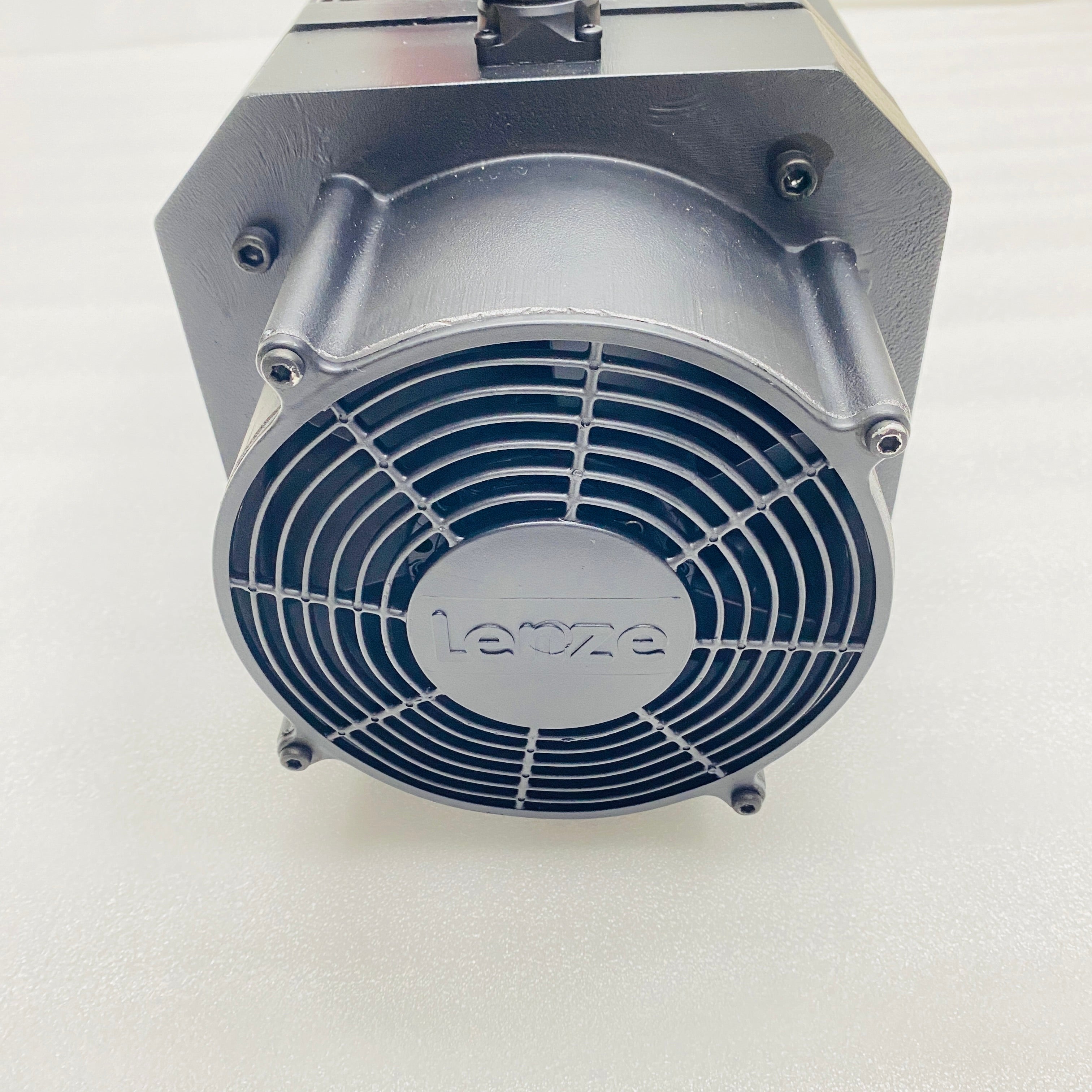 LENZE Motor MCA19S35-RS0P2-B28R-ST5F10N-R0SU - Rockss Automation