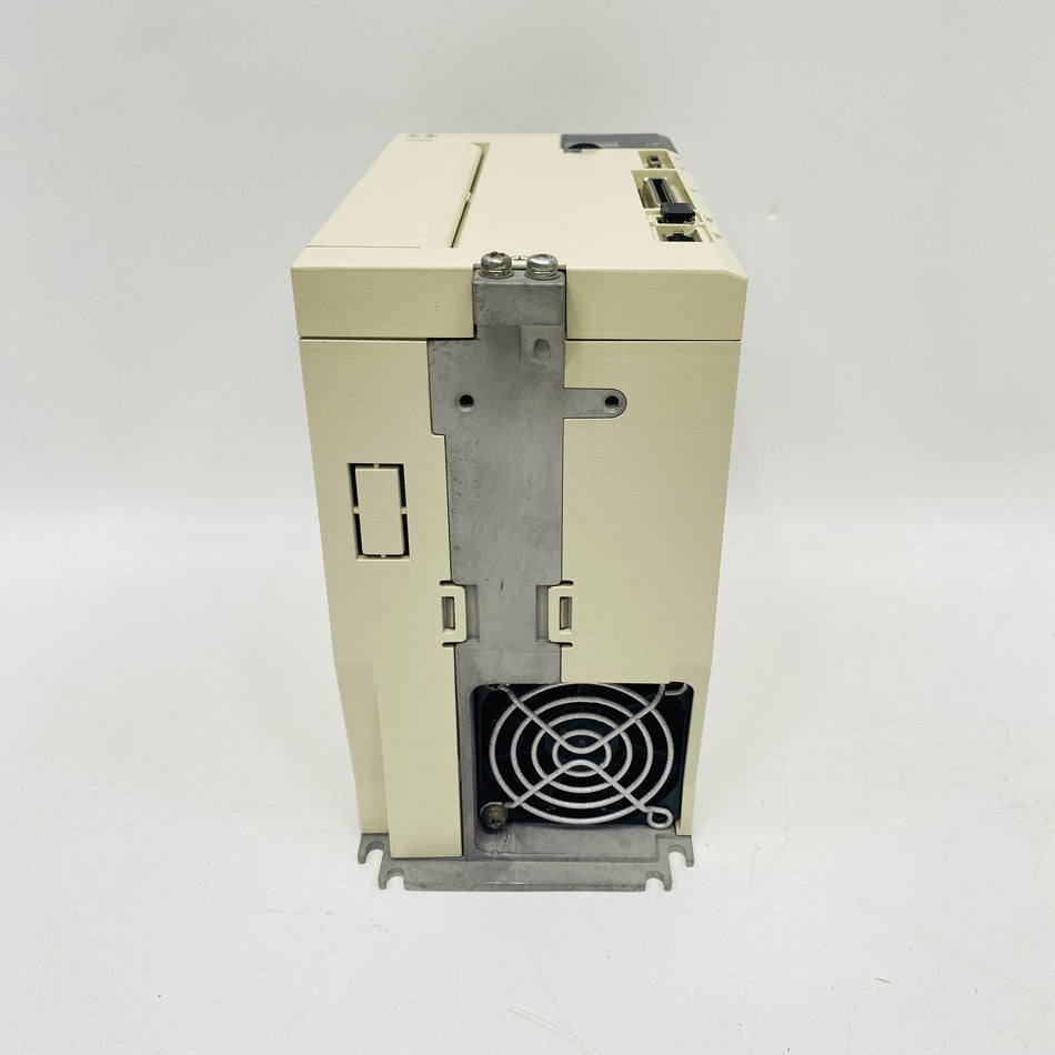 YASKAWA Driver SGD7S-200A00A002