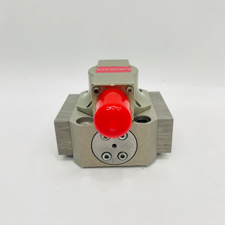 MOOG Servo Valve  J761-002 - Rockss Automation