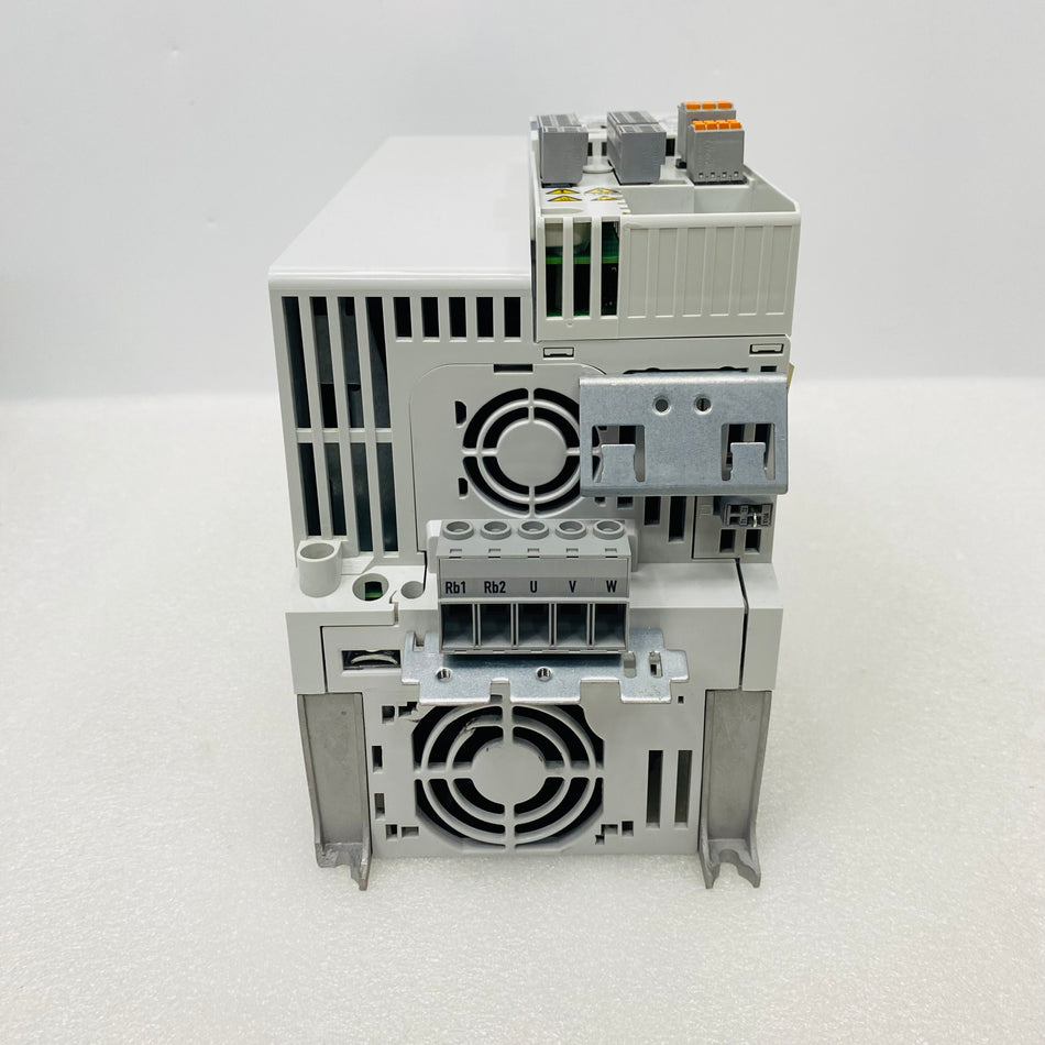 LENZE Frequency Converter E84AVTCC1134VX0