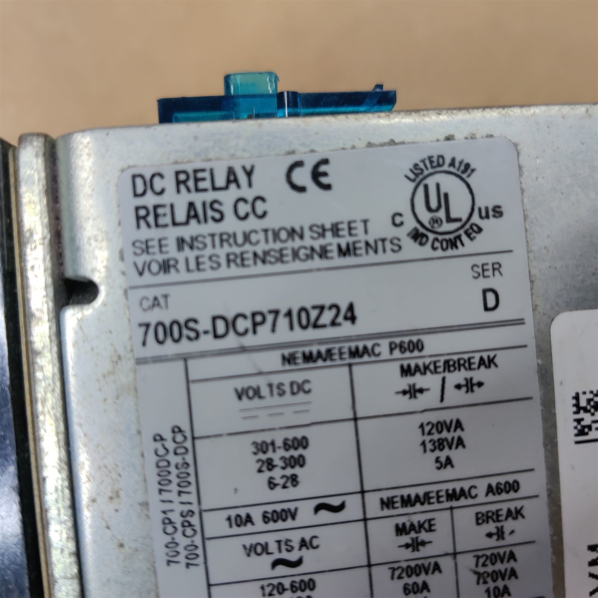 ALLEN BRADLEY 700S-DCP710DZ24接觸器