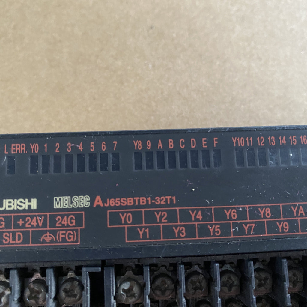 AJ65SBTB1-32T1 三菱CC-Link輸出單元