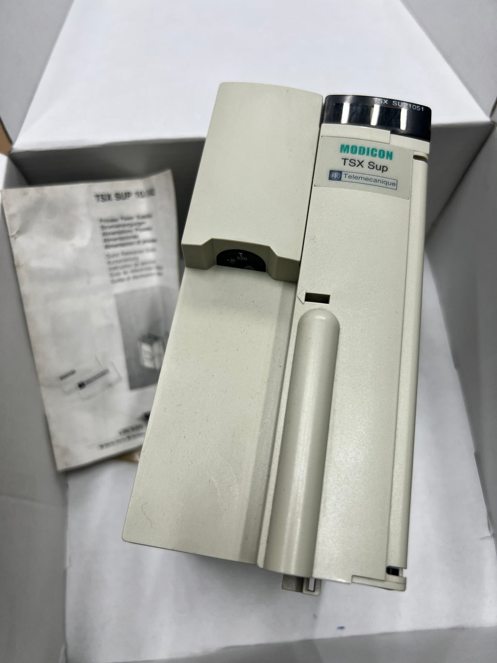 施耐德電機 TSXSUP1051 電源
