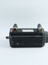 Load image into Gallery viewer, Lenze MDSKSRS056-33 Servo motor