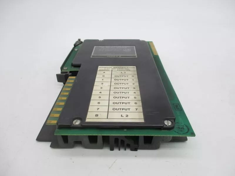 Allen Bradley 1771-OA輸出模組