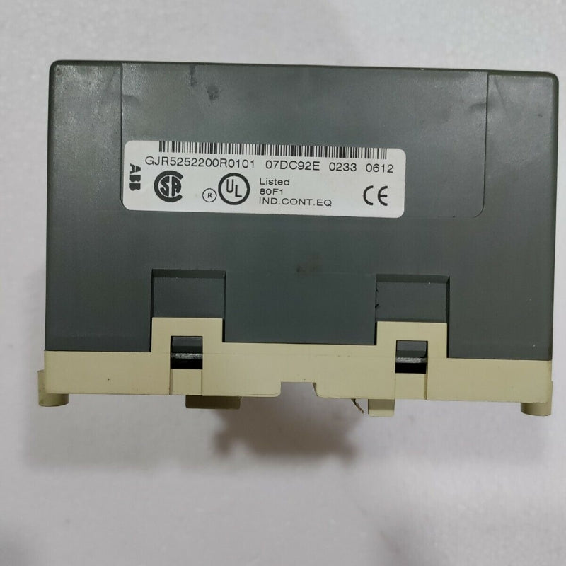 ABB GJR5252200R0101 數位I/O PLC模組