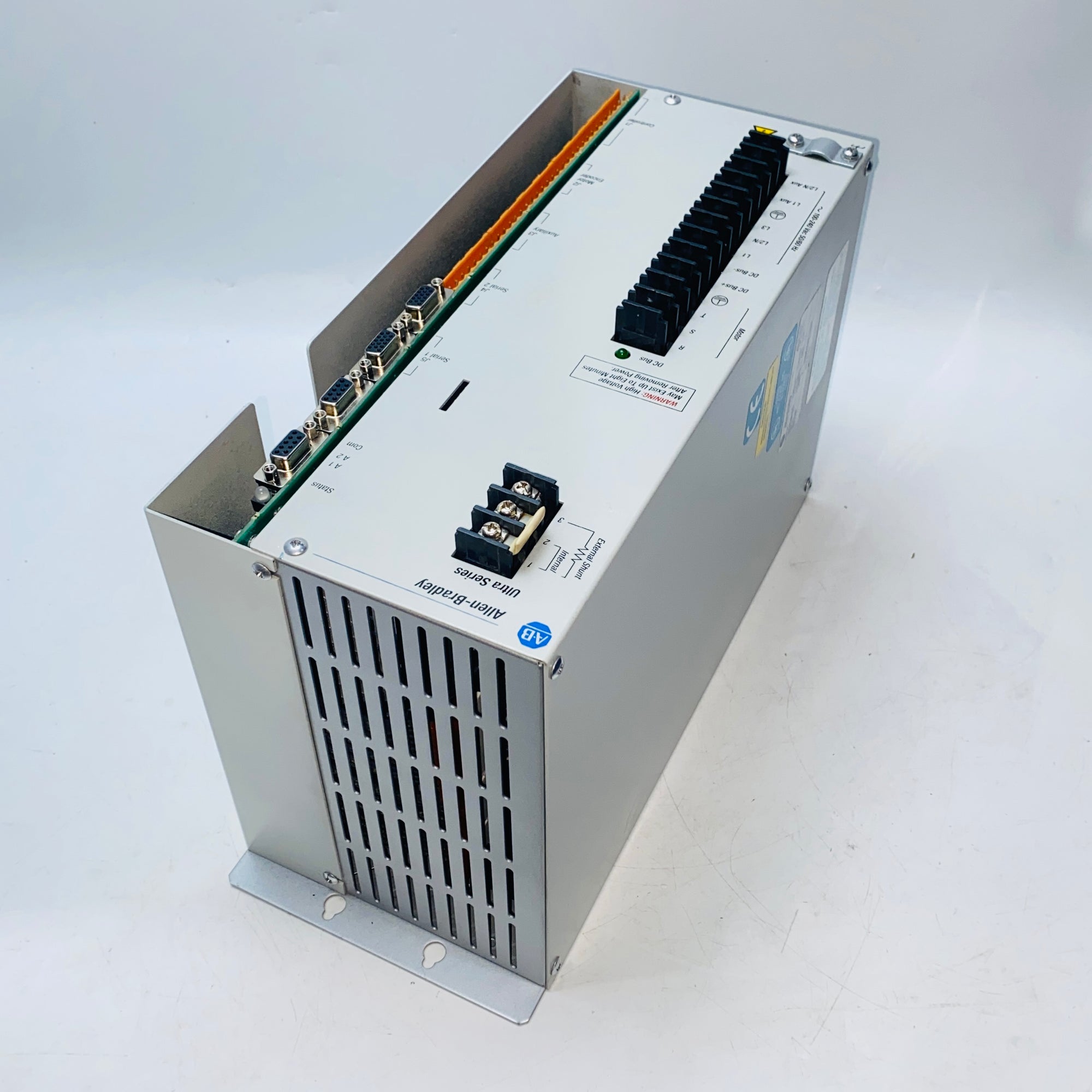 Allen Bradley 1398-PDM-075伺服驅動器