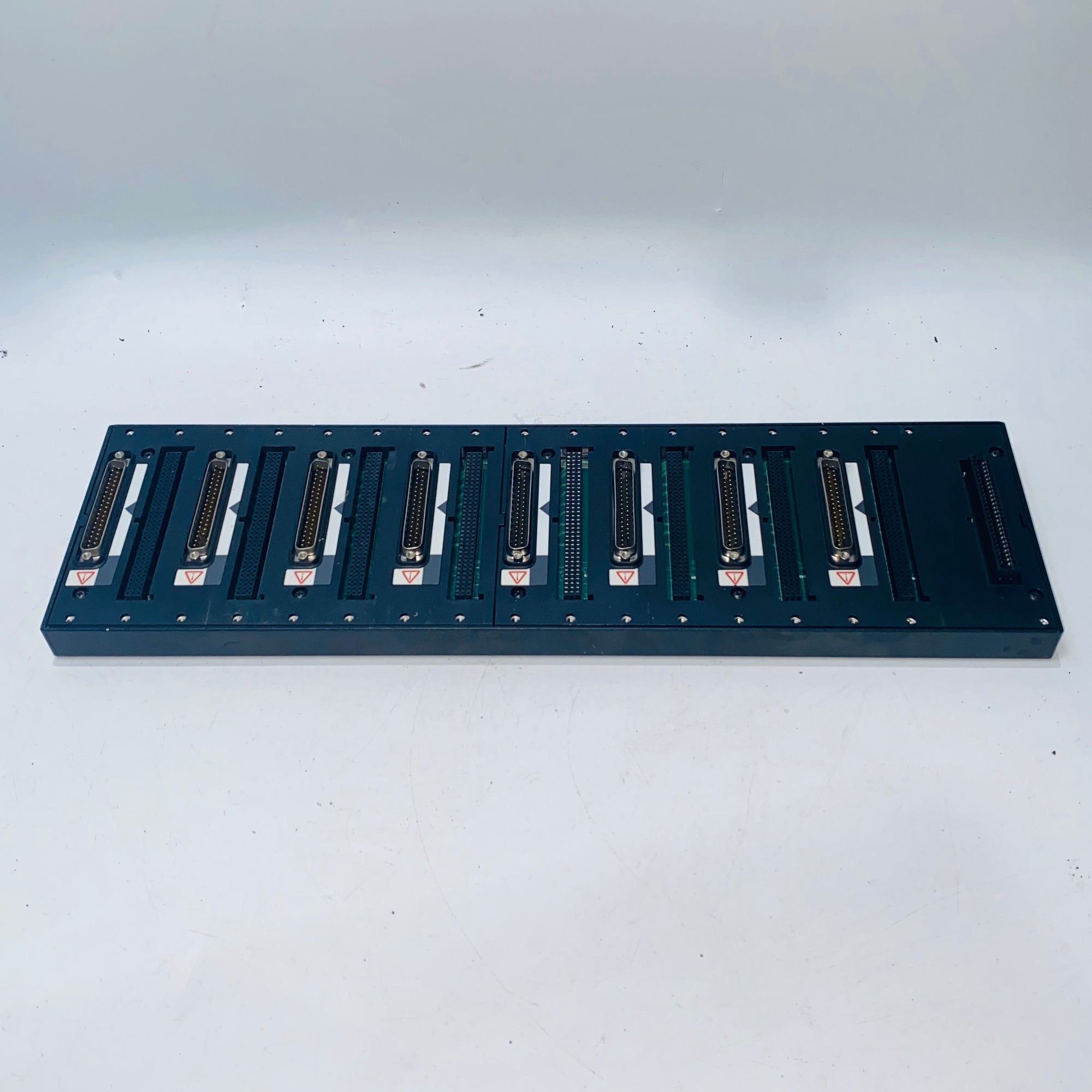 NATIONAL INSTRUMENTS CFP-BP-8 8-SLOT BACKPLANE