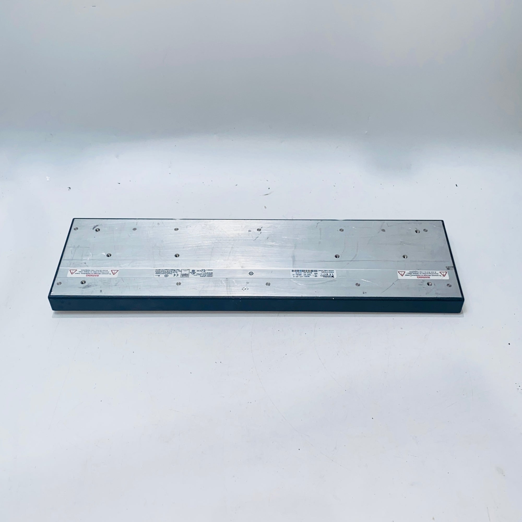 NATIONAL INSTRUMENTS CFP-BP-8 8-SLOT BACKPLANE