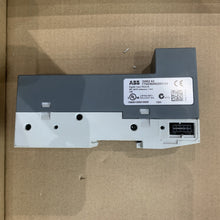 Load image into Gallery viewer, ABB DI562 A2 1TNE968902R2102 Digital Input Module