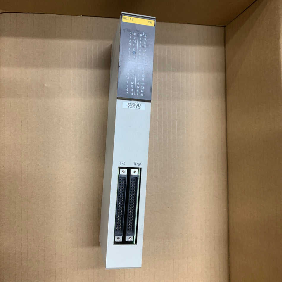 OMRON C500-OD213 3G2A5-OD213 OUTPUT UNIT PLC
