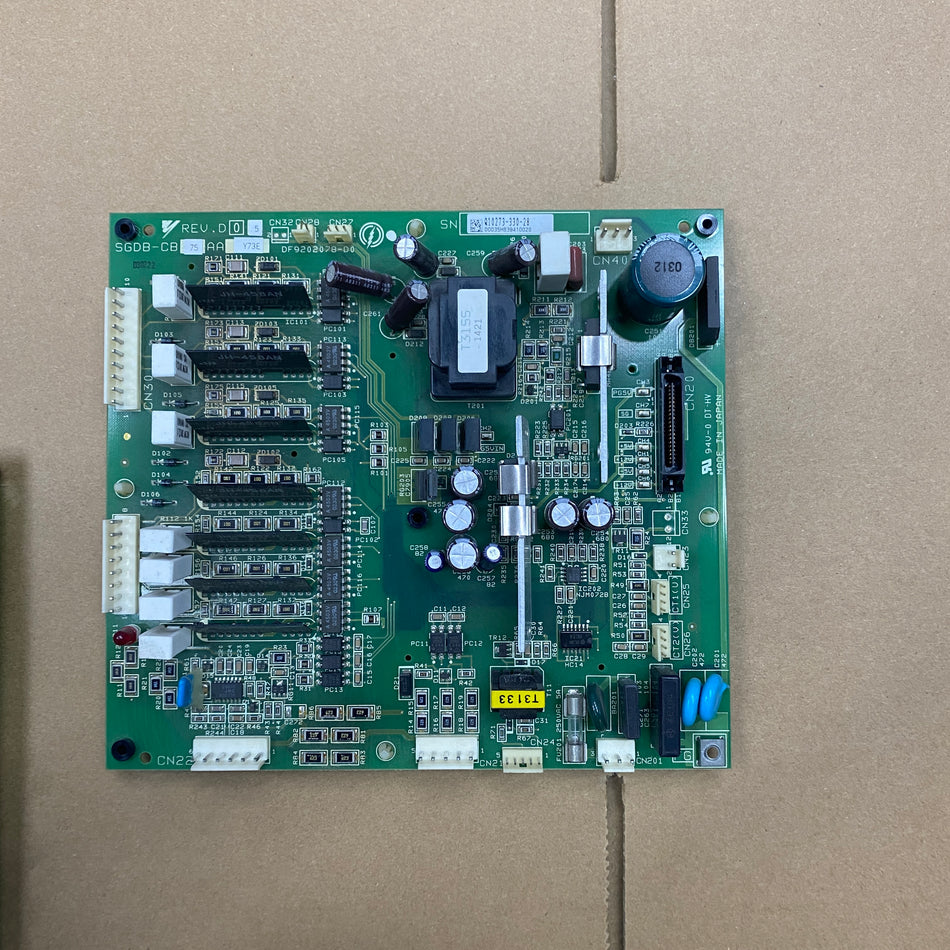 Yaskawa SGDB-CB75AAY73E Robot Card