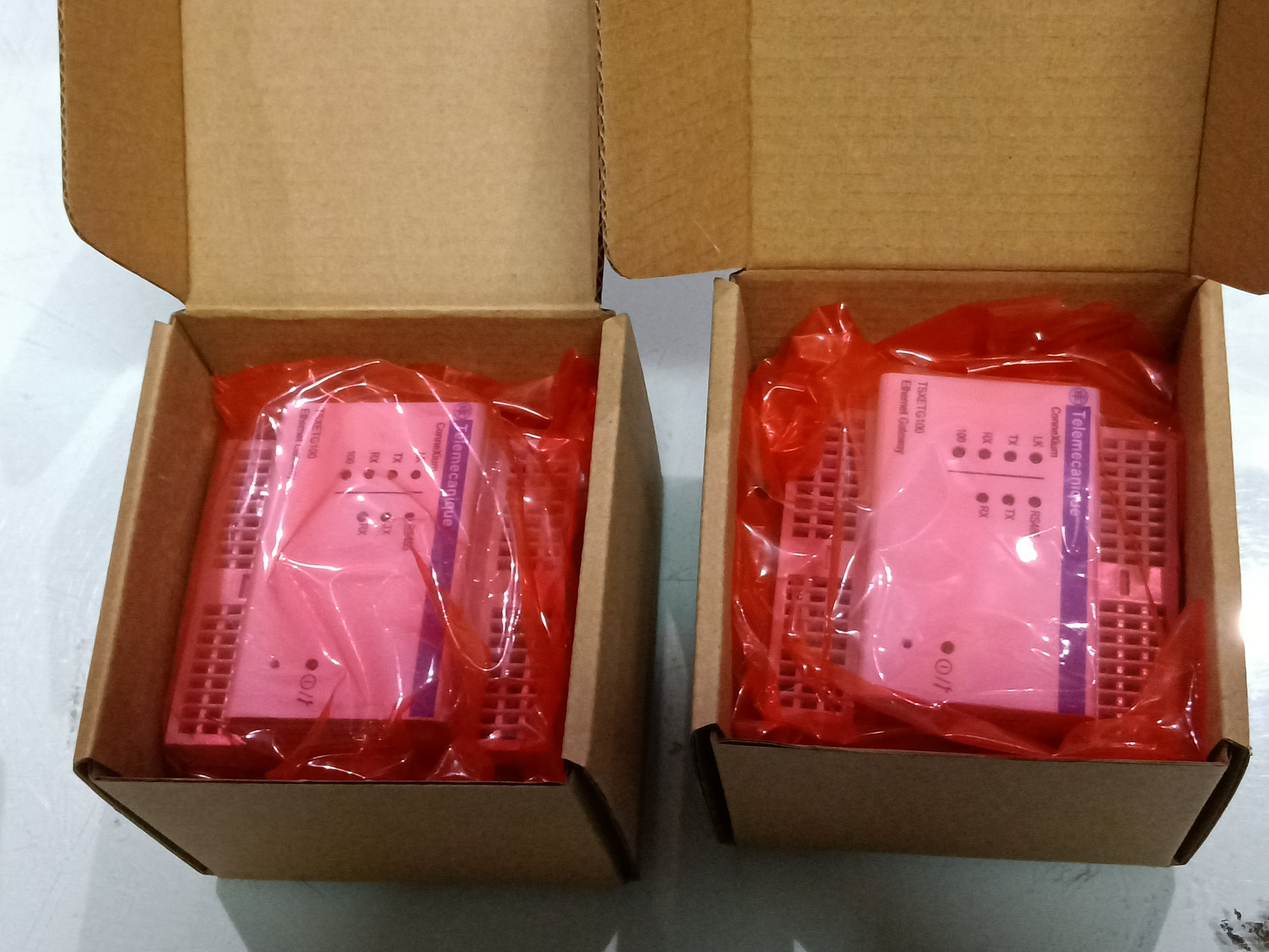 Schneider TSXETG100 Gateway module