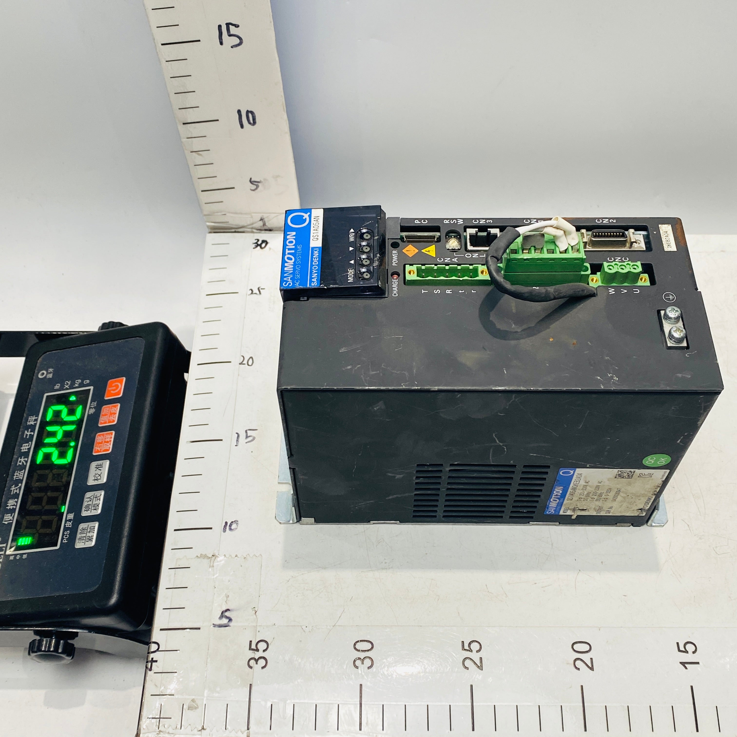 SANYO DENKI SANMOTION QS1A05AN0KEB2A04 AC Servo Driver