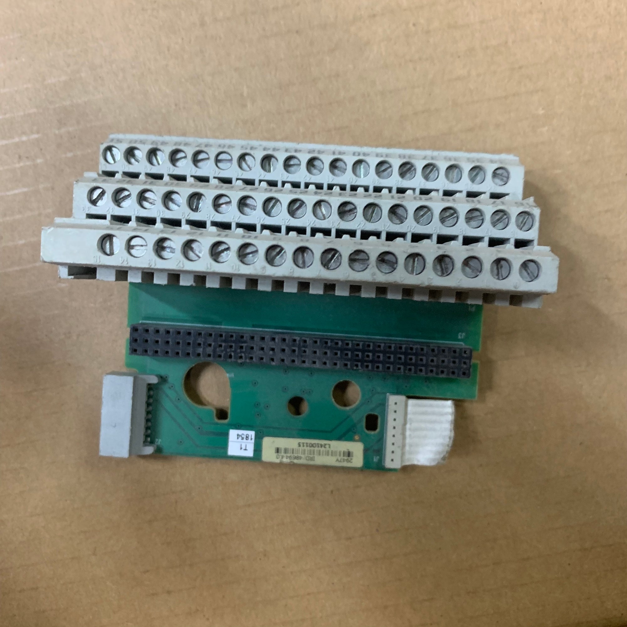 ALLEN BRADLEY 1440-TB-H PLC底座