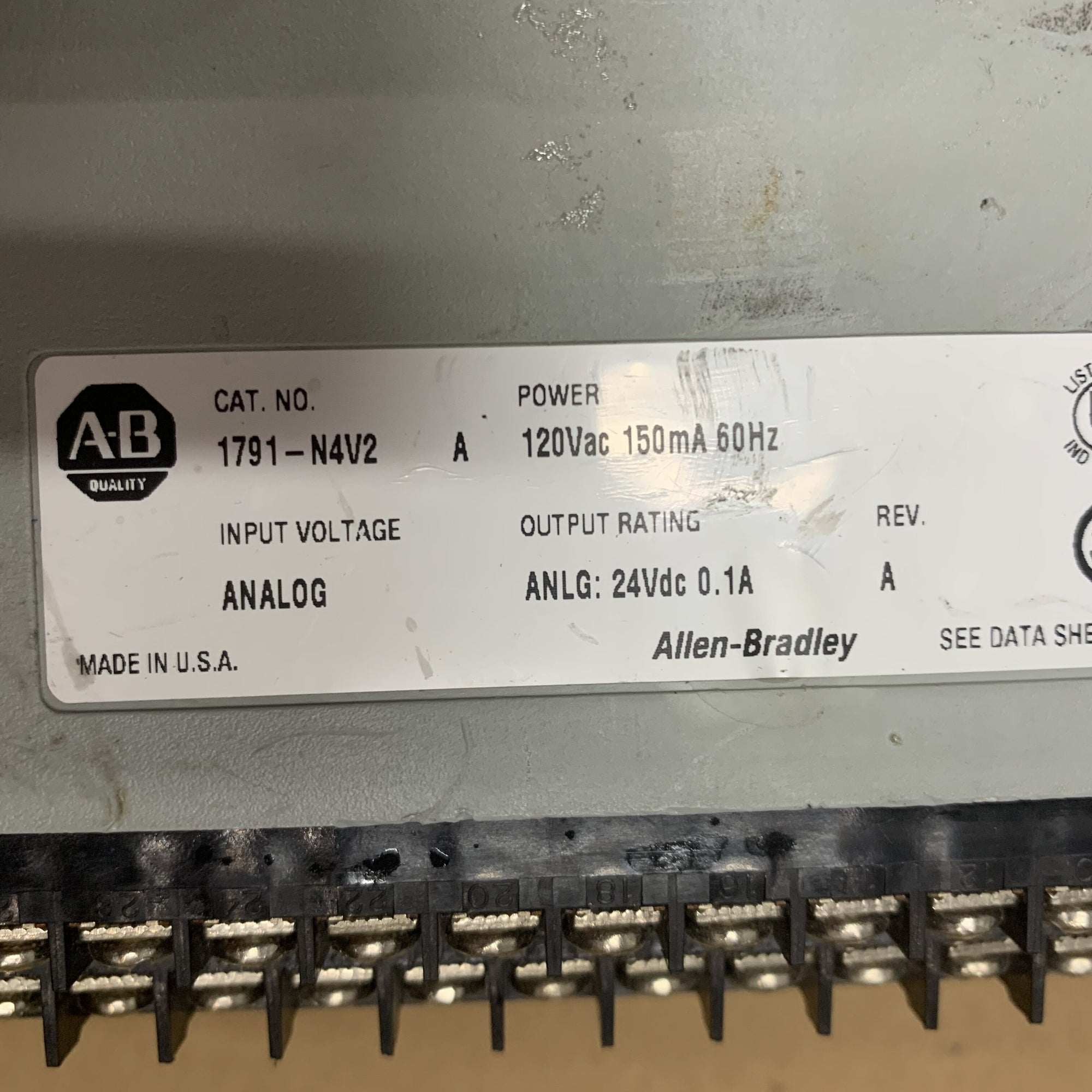 ALLEN BRADLEY CAT 1791-N4V2 模擬模組