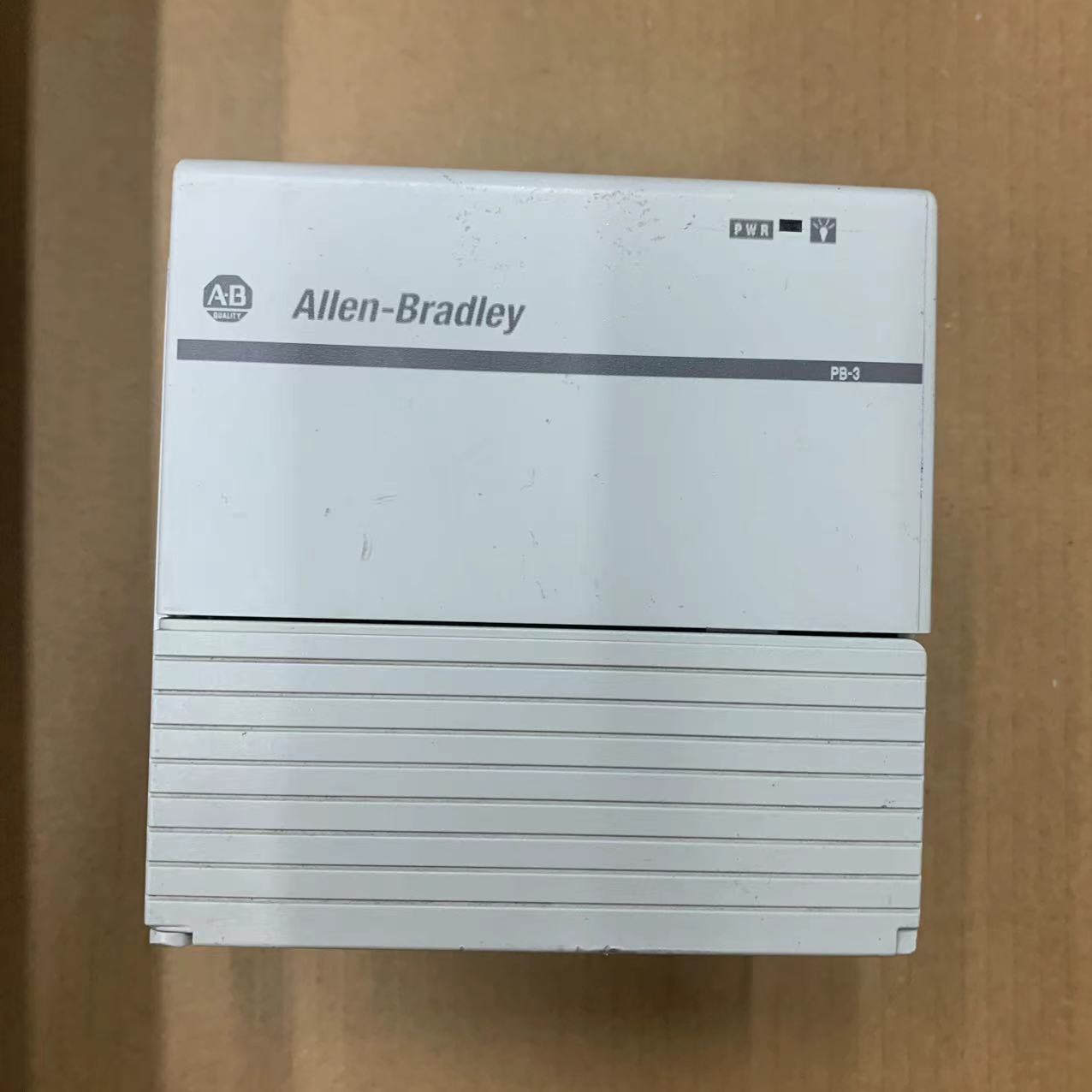 Allen Bradley 1768-PB3/A Compactlogix 24V DC 單電源