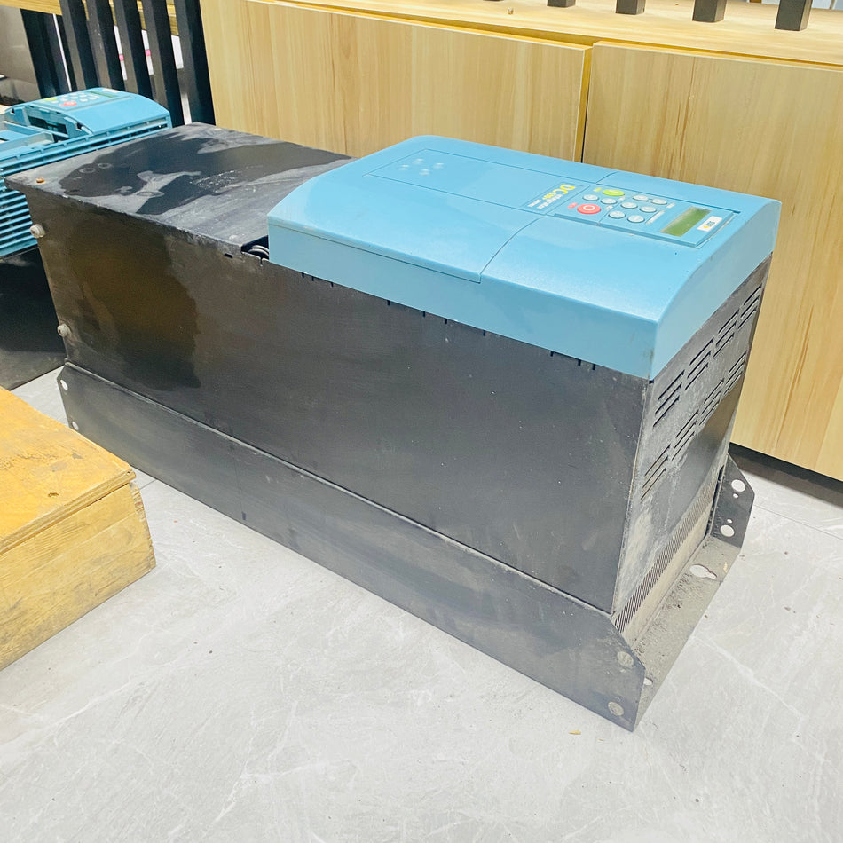 Parker 590P/0500/500/0041/UK/AN/0/230/0 DC Controller