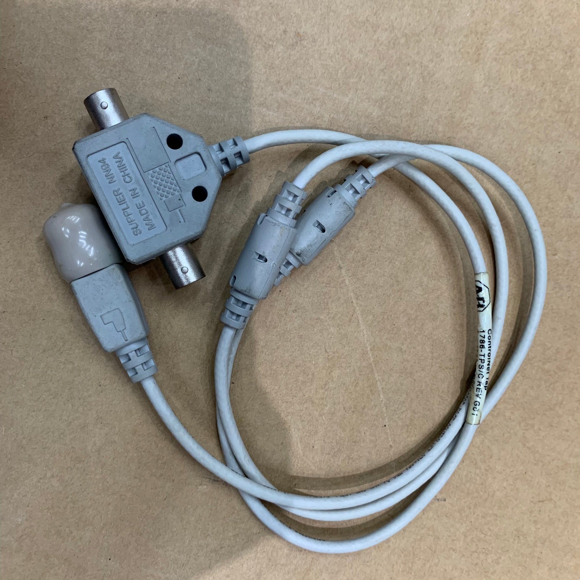 Allen Bradley 1786-TPS/C ControlNet 同軸 T-Tap BNC 直通電纜