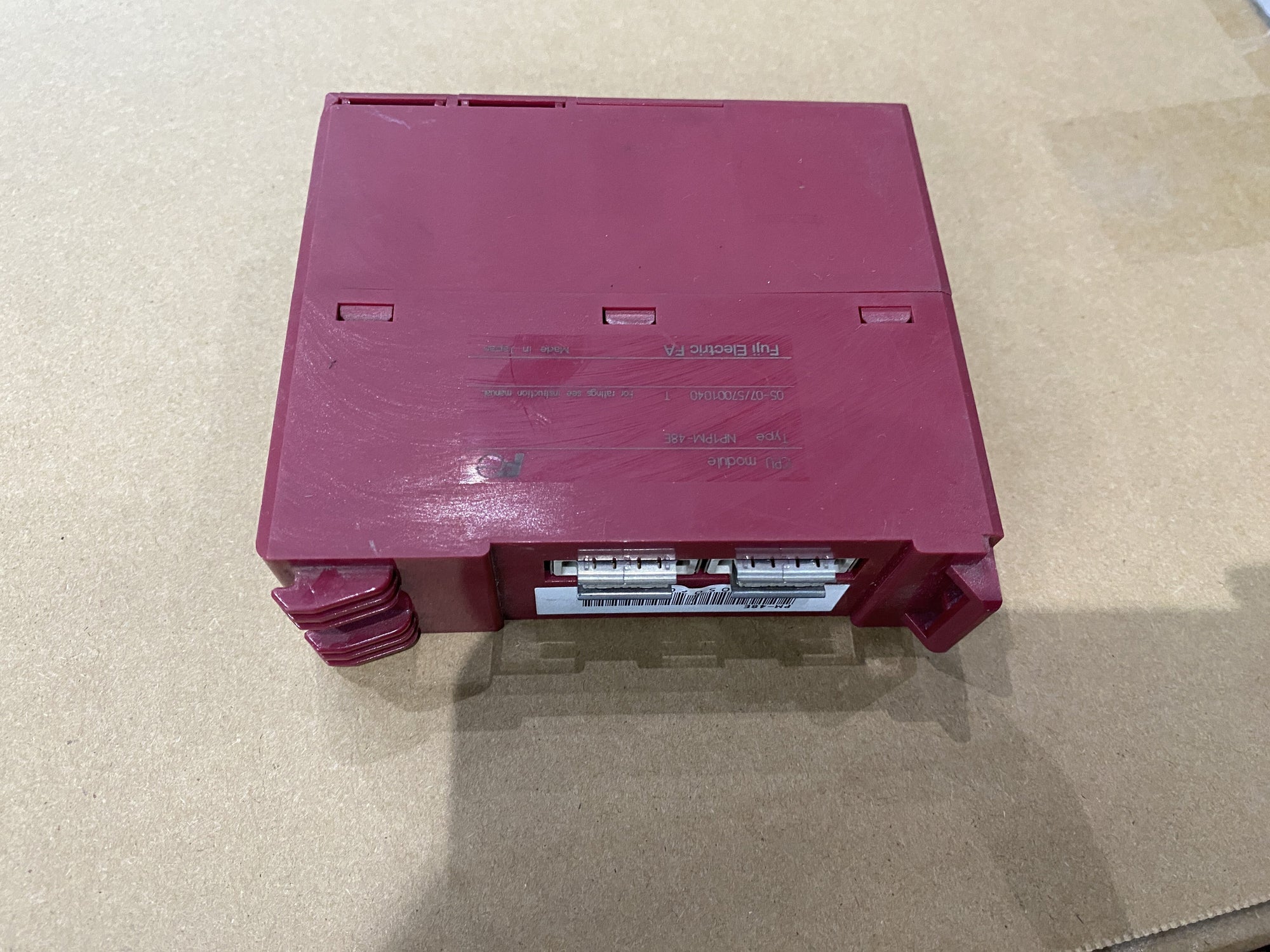 富士馬達NP1PM-48E PLC CPU
