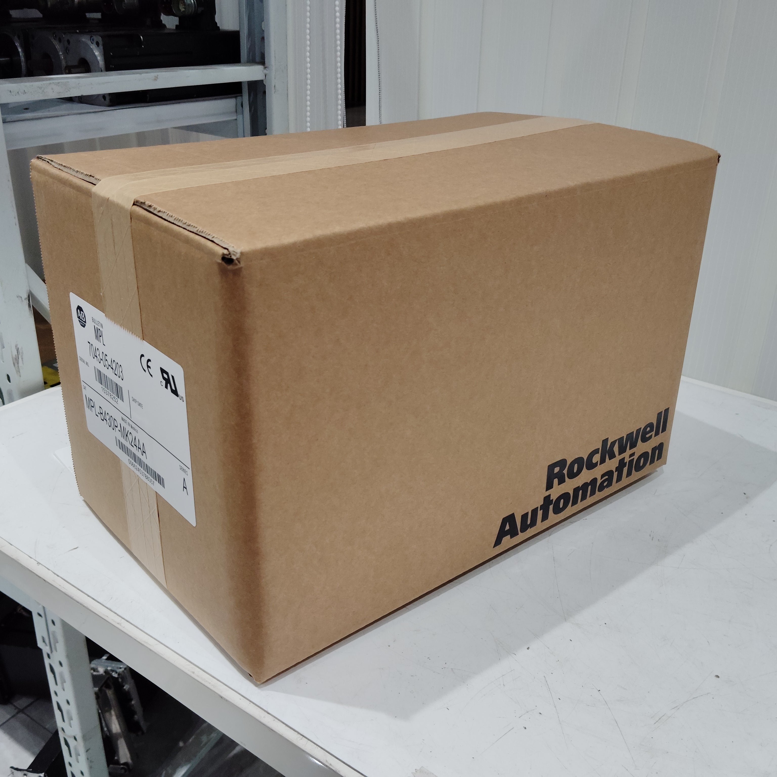 艾倫·布拉德利 MPL-B430P-MK24AA 7043-05-4203 電機